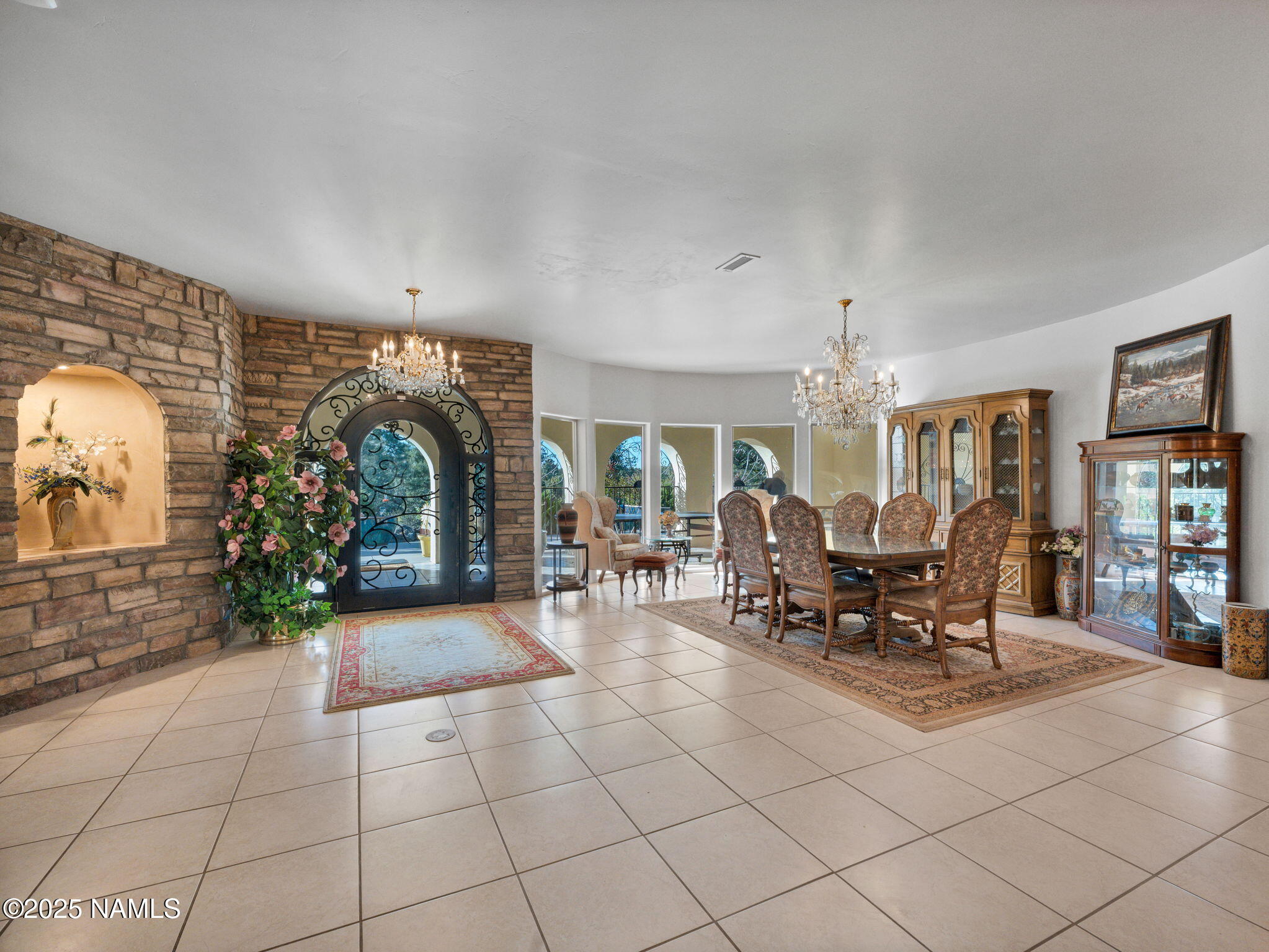 Williams, Arizona, 86046, United States, 3 Bedrooms Bedrooms, ,4 BathroomsBathrooms,Residential,Active,1871833