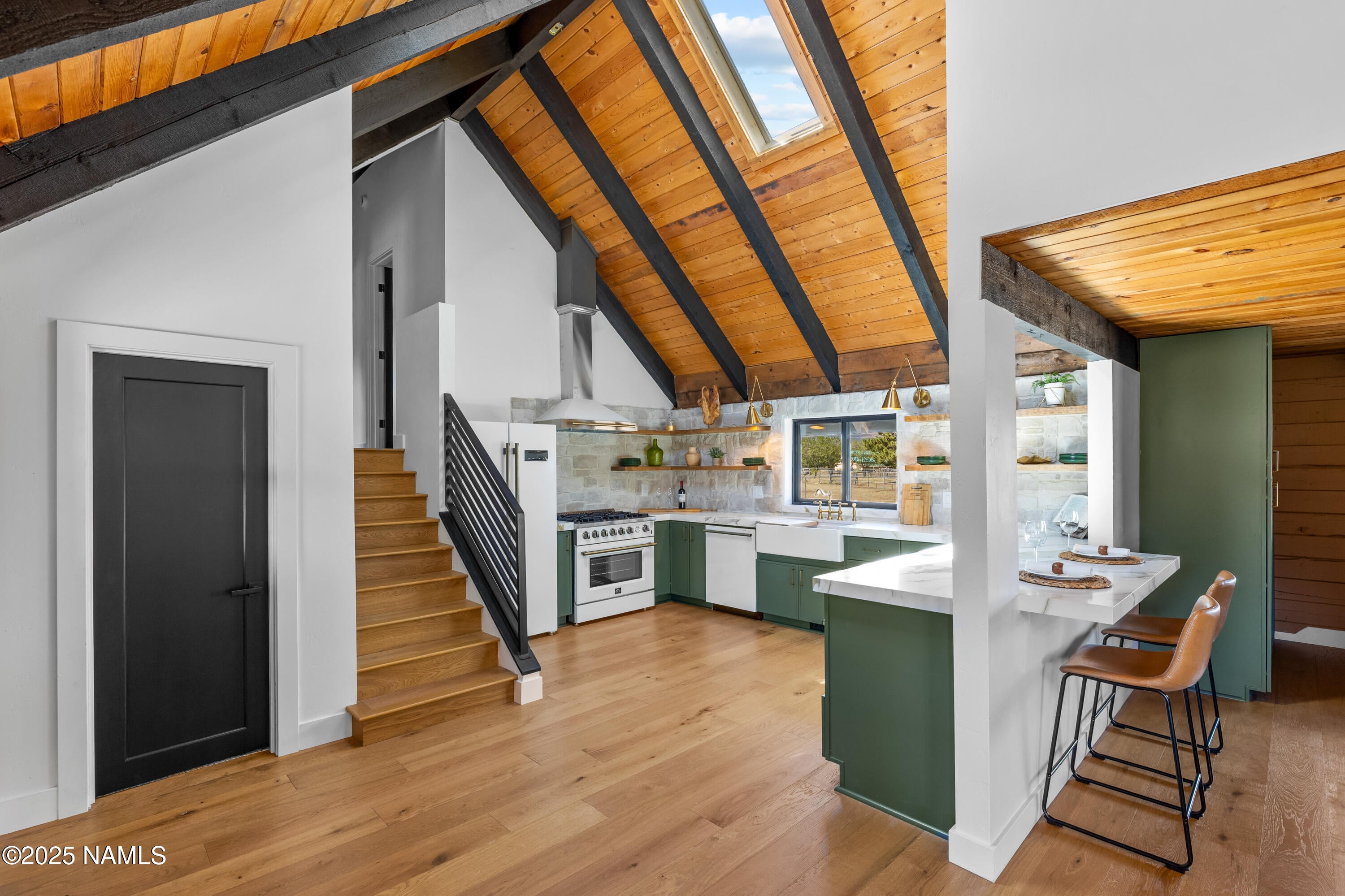 Flagstaff, Arizona, 86004, United States, ,4 BathroomsBathrooms,Residential,Active,1888488