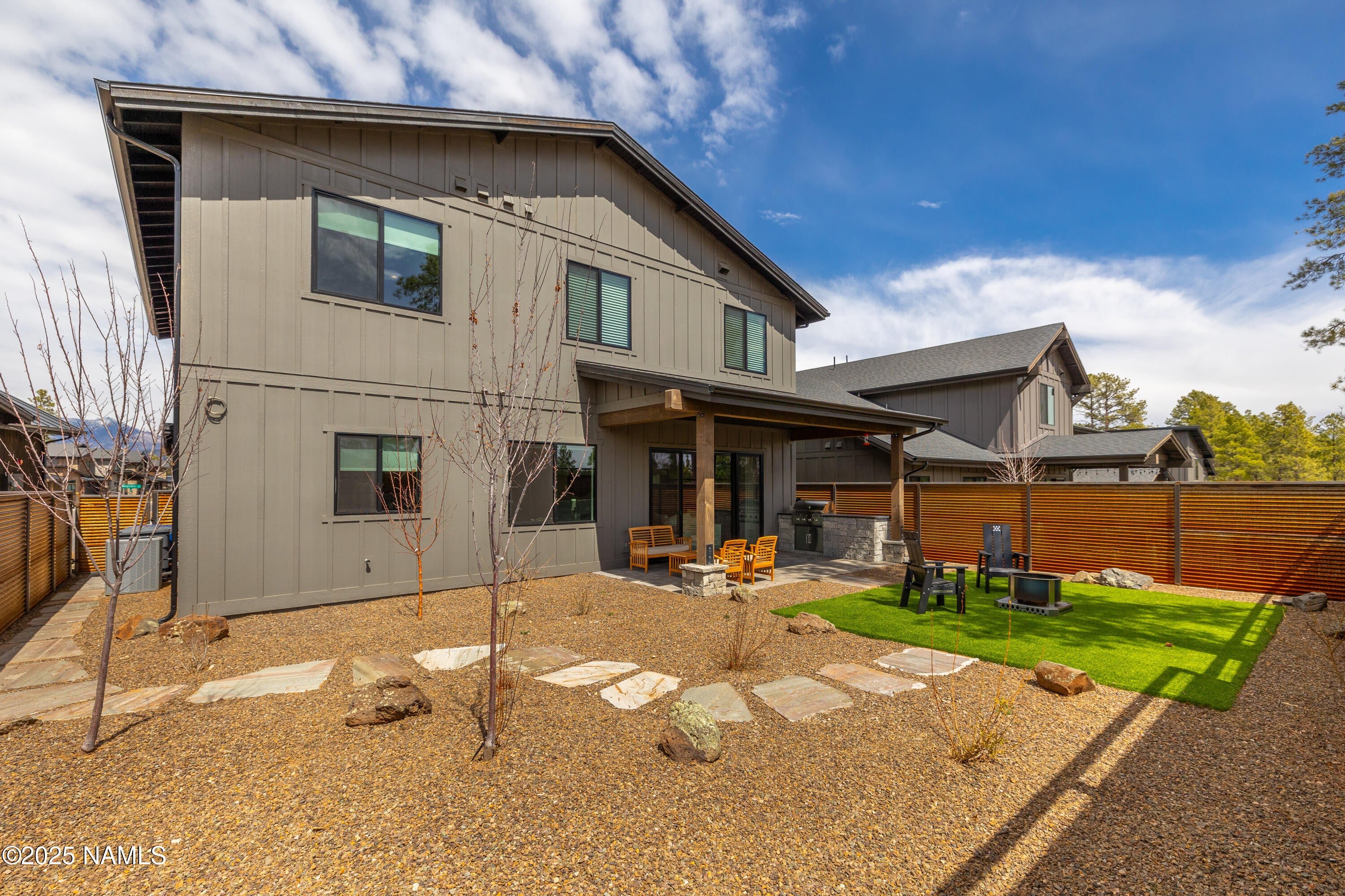 Flagstaff, Arizona, 86005, United States, 5 Bedrooms Bedrooms, ,4 BathroomsBathrooms,Residential,Active,1959522