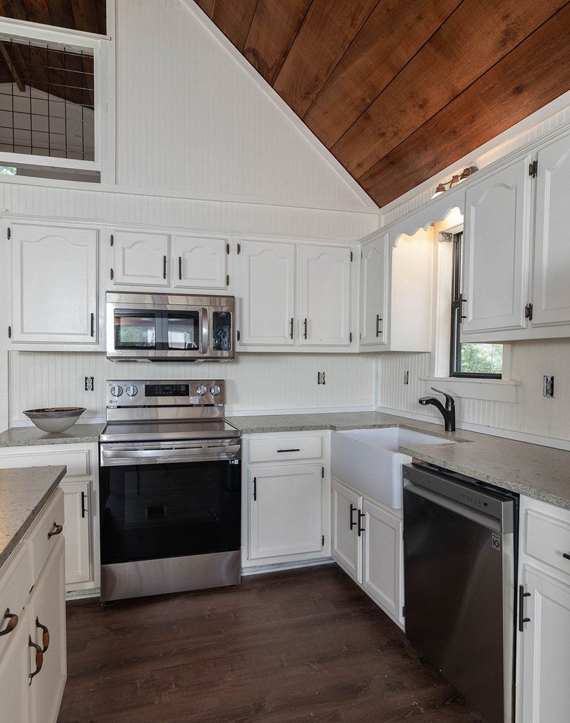 Oxford, Mississippi, 38655, United States, 7 Bedrooms Bedrooms, ,5 BathroomsBathrooms,Residential,Active,1919415