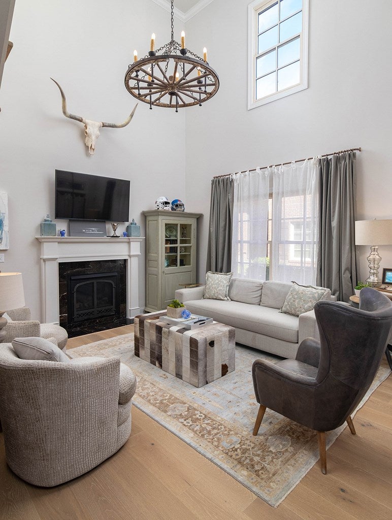 Oxford, Mississippi, 38655, United States, 4 Bedrooms Bedrooms, ,5 BathroomsBathrooms,Residential,Active,1969759