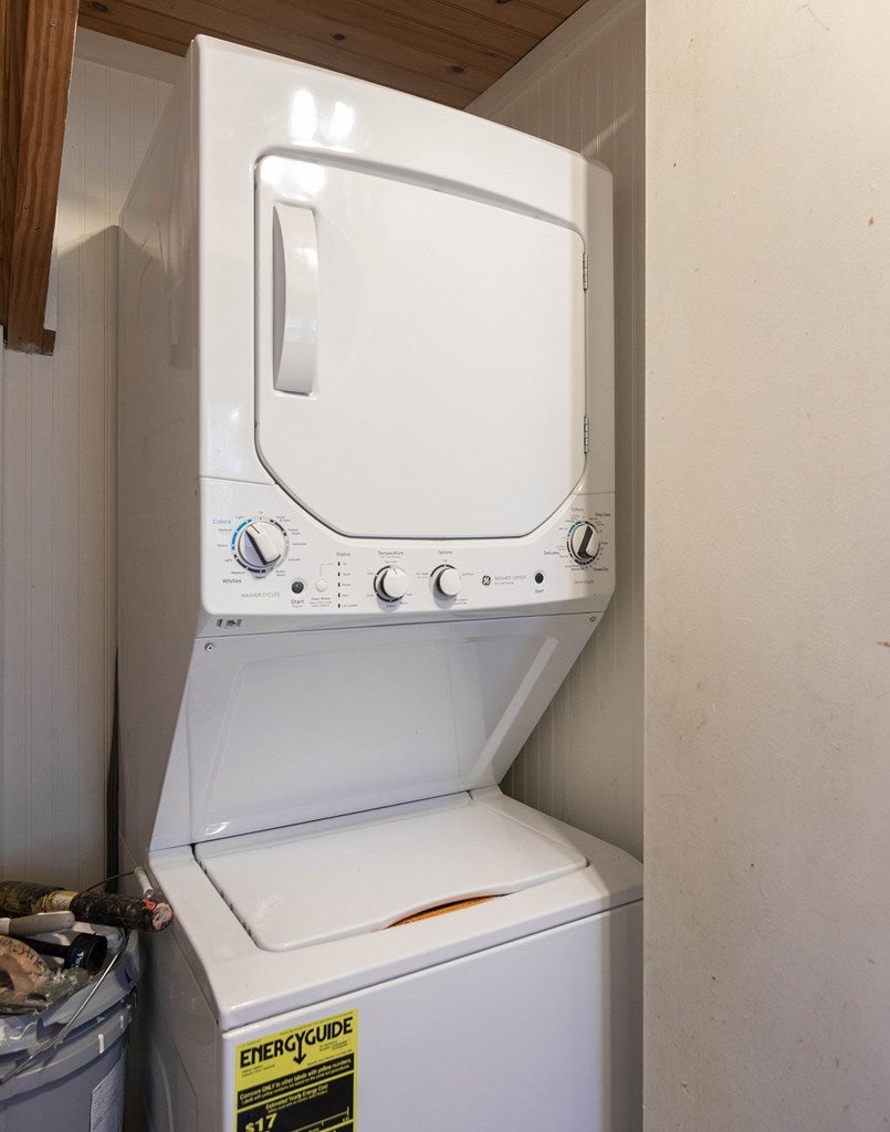 Oxford, Mississippi, 38655, United States, 7 Bedrooms Bedrooms, ,5 BathroomsBathrooms,Residential,Active,1919415