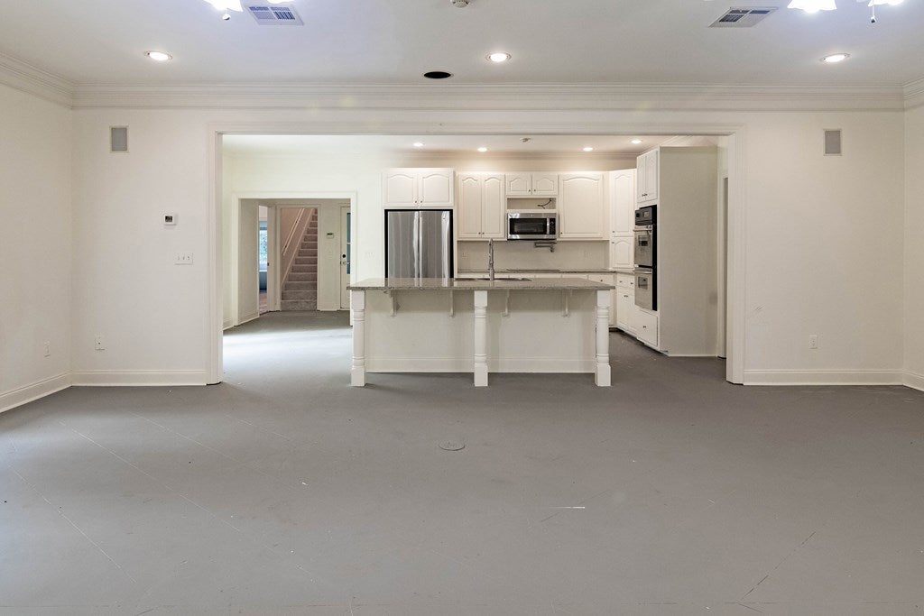 Oxford, Mississippi, 38655, United States, 7 Bedrooms Bedrooms, ,5 BathroomsBathrooms,Residential,Active,1919415