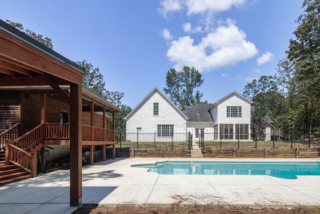 Oxford, Mississippi, 38655, United States, 7 Bedrooms Bedrooms, ,5 BathroomsBathrooms,Residential,Active,1919415