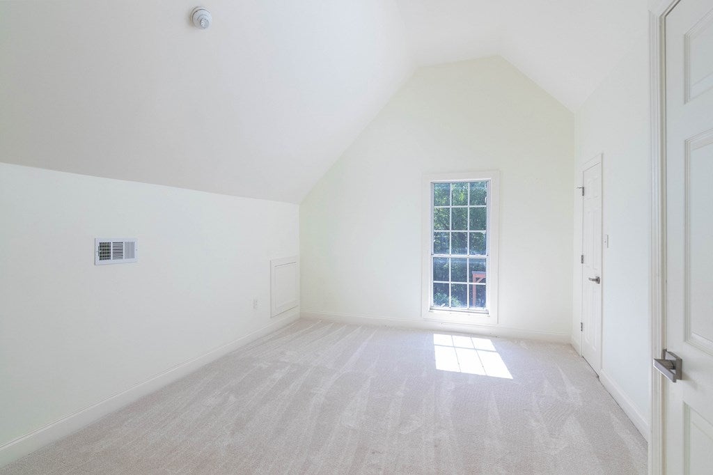 Oxford, Mississippi, 38655, United States, 7 Bedrooms Bedrooms, ,5 BathroomsBathrooms,Residential,Active,1919415