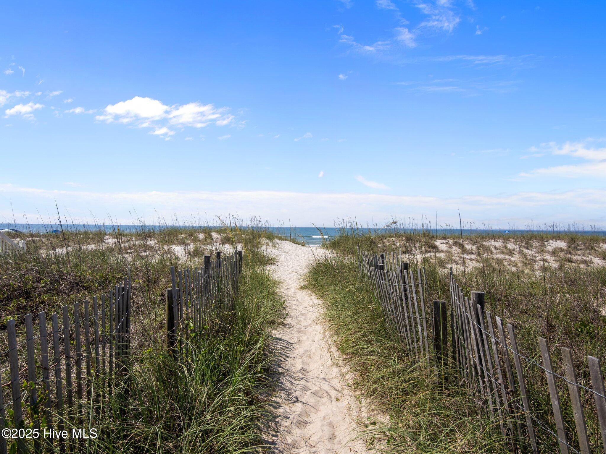 Emerald Isle, North Carolina, 28594, United States, 3 Bedrooms Bedrooms, ,3 BathroomsBathrooms,Residential,Active,1993672