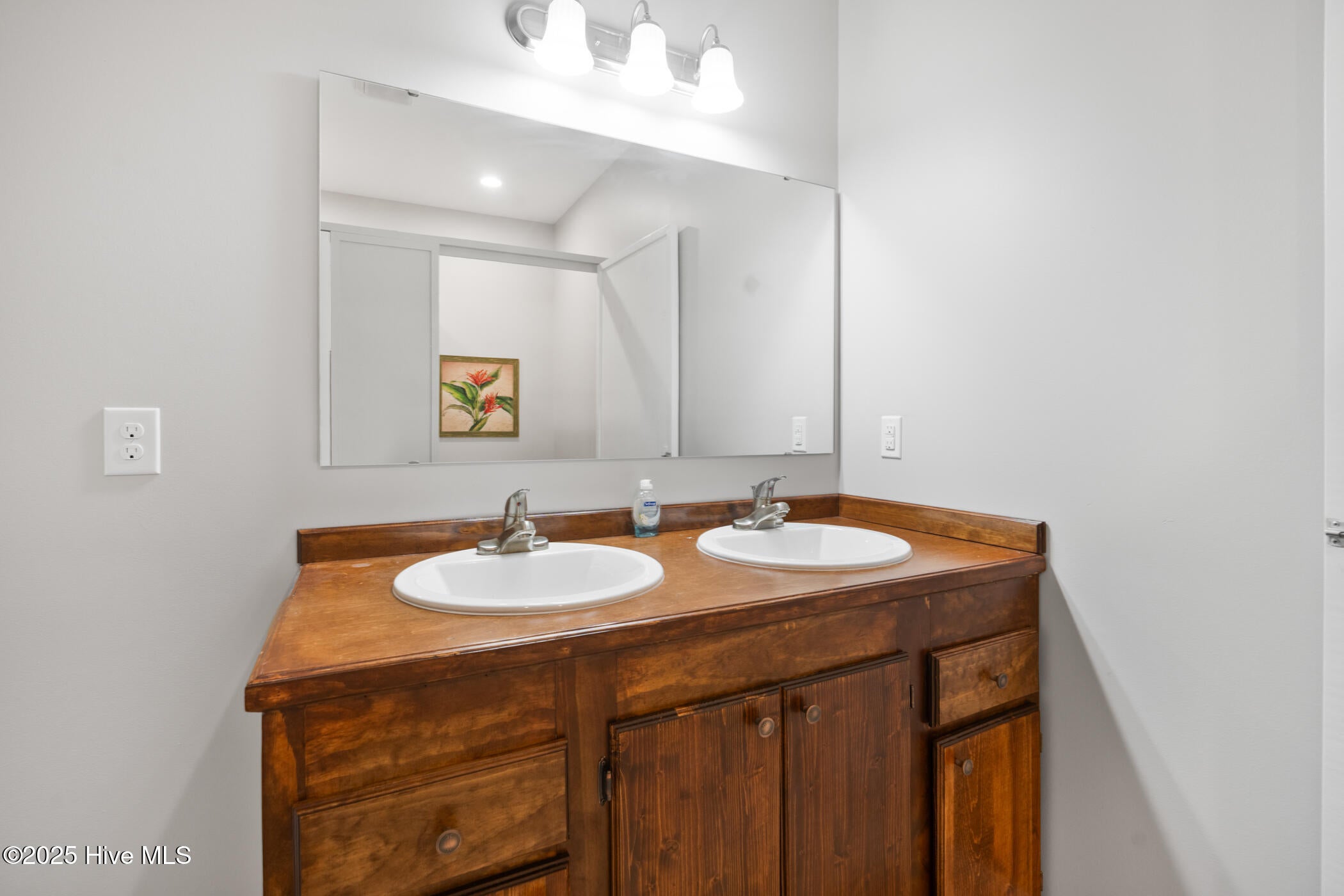 Rockingham, North Carolina, 28379, United States, 2 Bedrooms Bedrooms, ,3 BathroomsBathrooms,Residential,Active,1963276