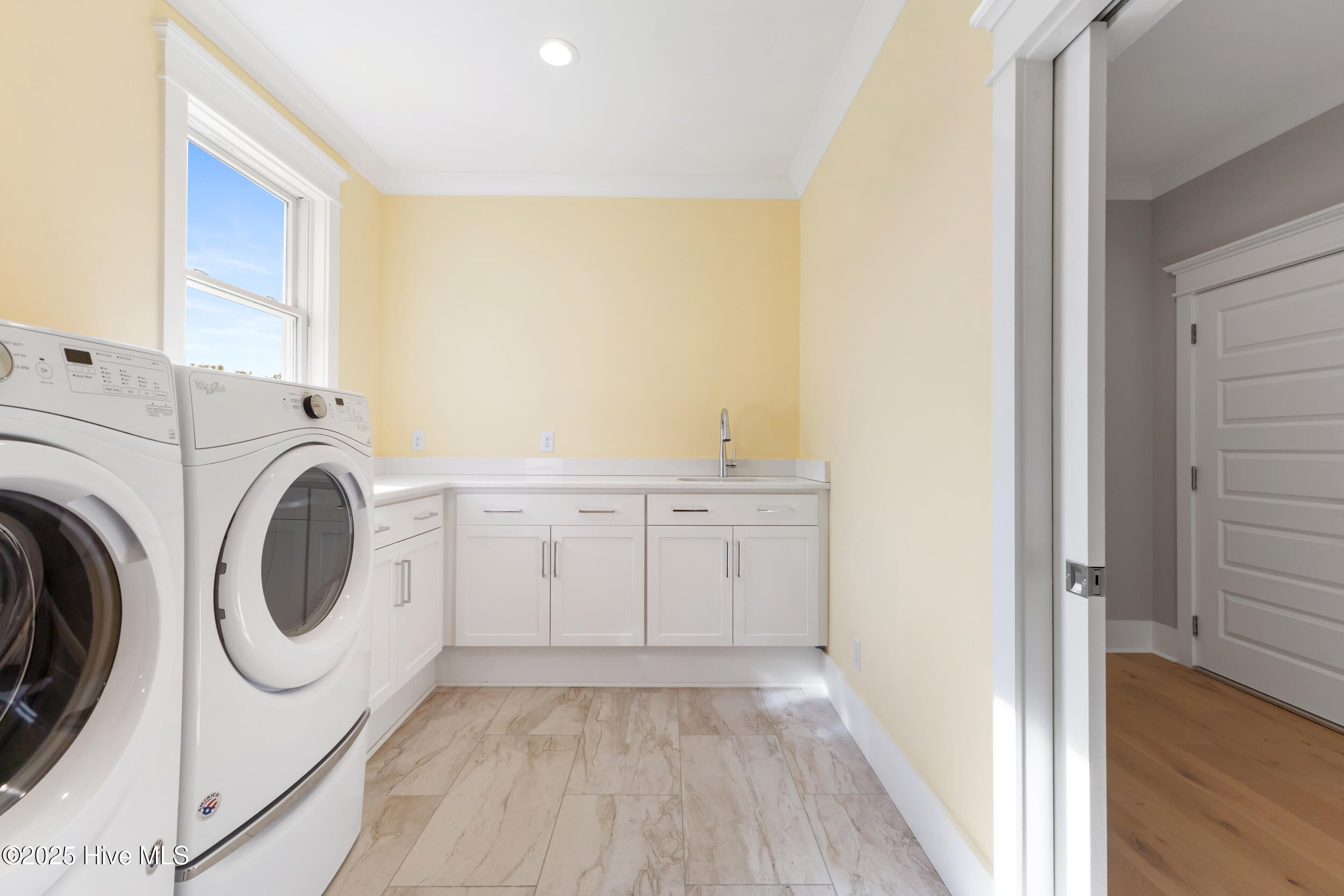 Carolina Beach, North Carolina, 28428, United States, 5 Bedrooms Bedrooms, ,4 BathroomsBathrooms,Residential,Active,1970929