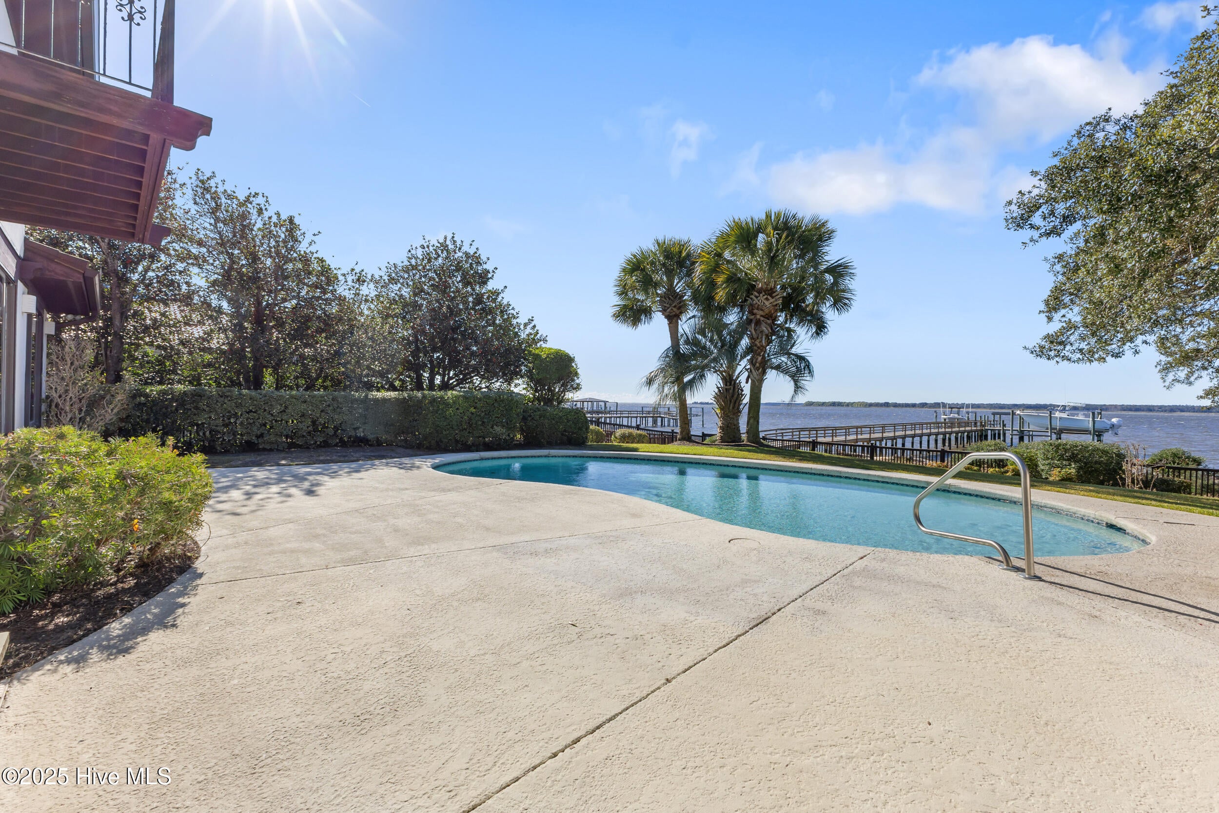 Wilmington, North Carolina, 28412, United States, 4 Bedrooms Bedrooms, ,3 BathroomsBathrooms,Residential,Active,1990605