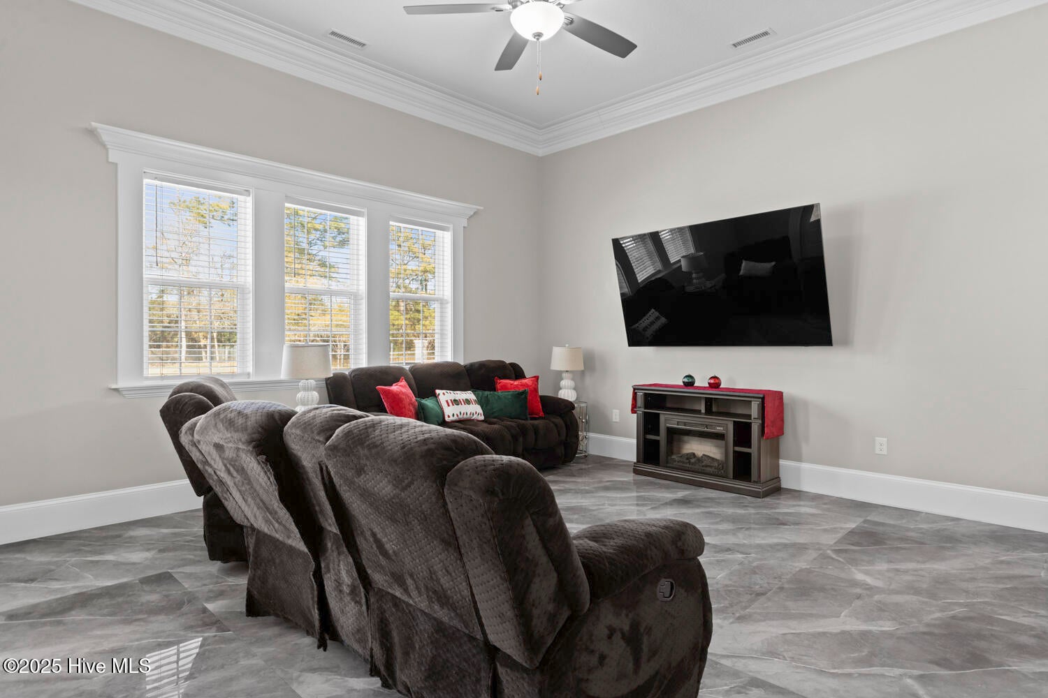 Jacksonville, North Carolina, 28540, United States, 5 Bedrooms Bedrooms, ,6 BathroomsBathrooms,Residential,Active,2006803