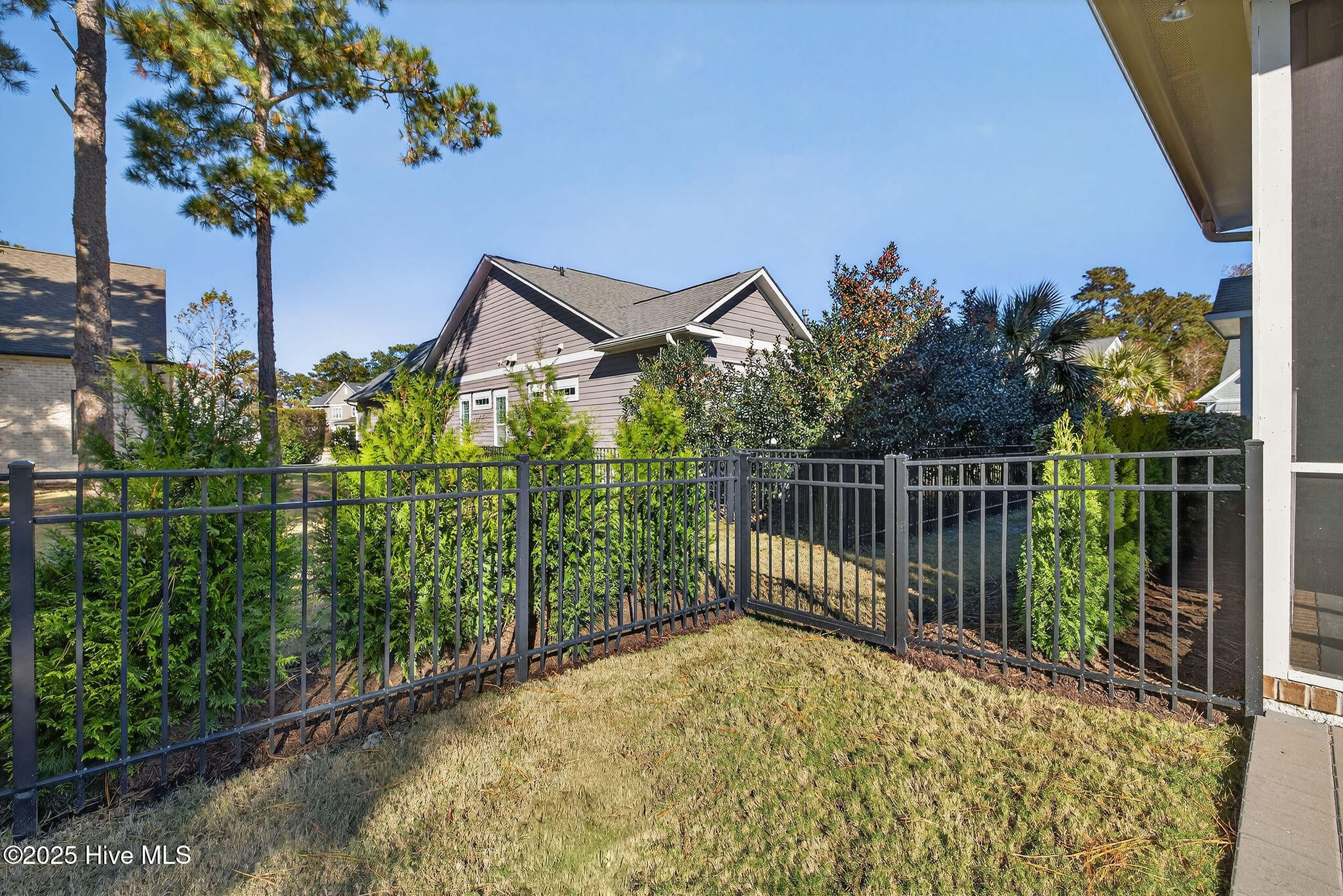 Wilmington, North Carolina, 28409, United States, 4 Bedrooms Bedrooms, ,5 BathroomsBathrooms,Residential,Active,1993650