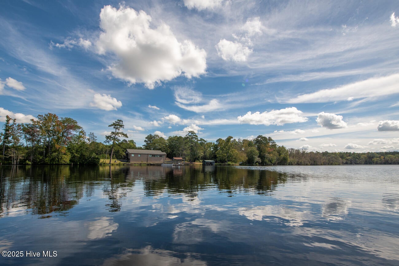 Rockingham, North Carolina, 28379, United States, 2 Bedrooms Bedrooms, ,3 BathroomsBathrooms,Residential,Active,1963276