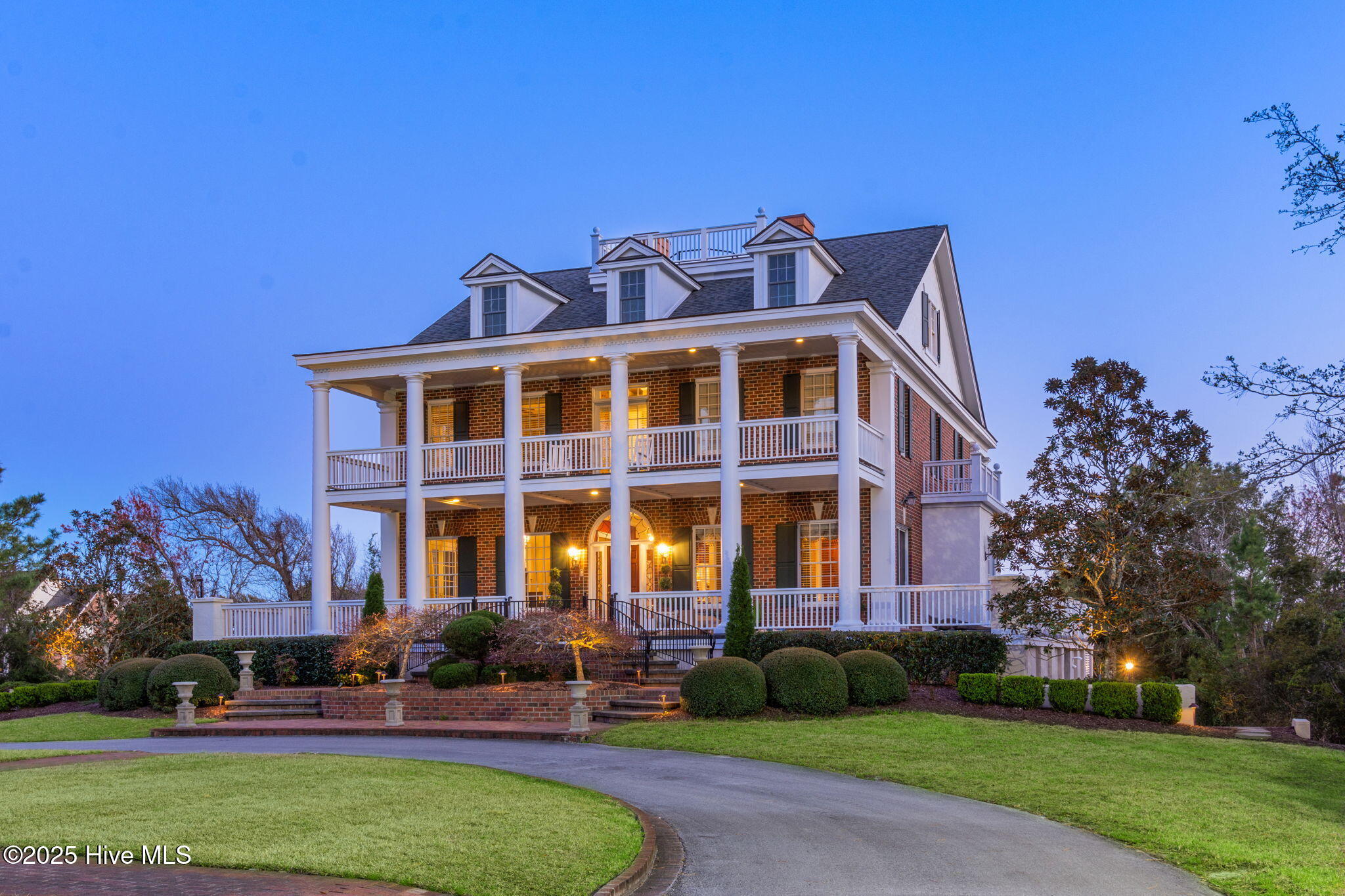 Newport, North Carolina, 28570, United States, 6 Bedrooms Bedrooms, ,7 BathroomsBathrooms,Residential,Active,2003565