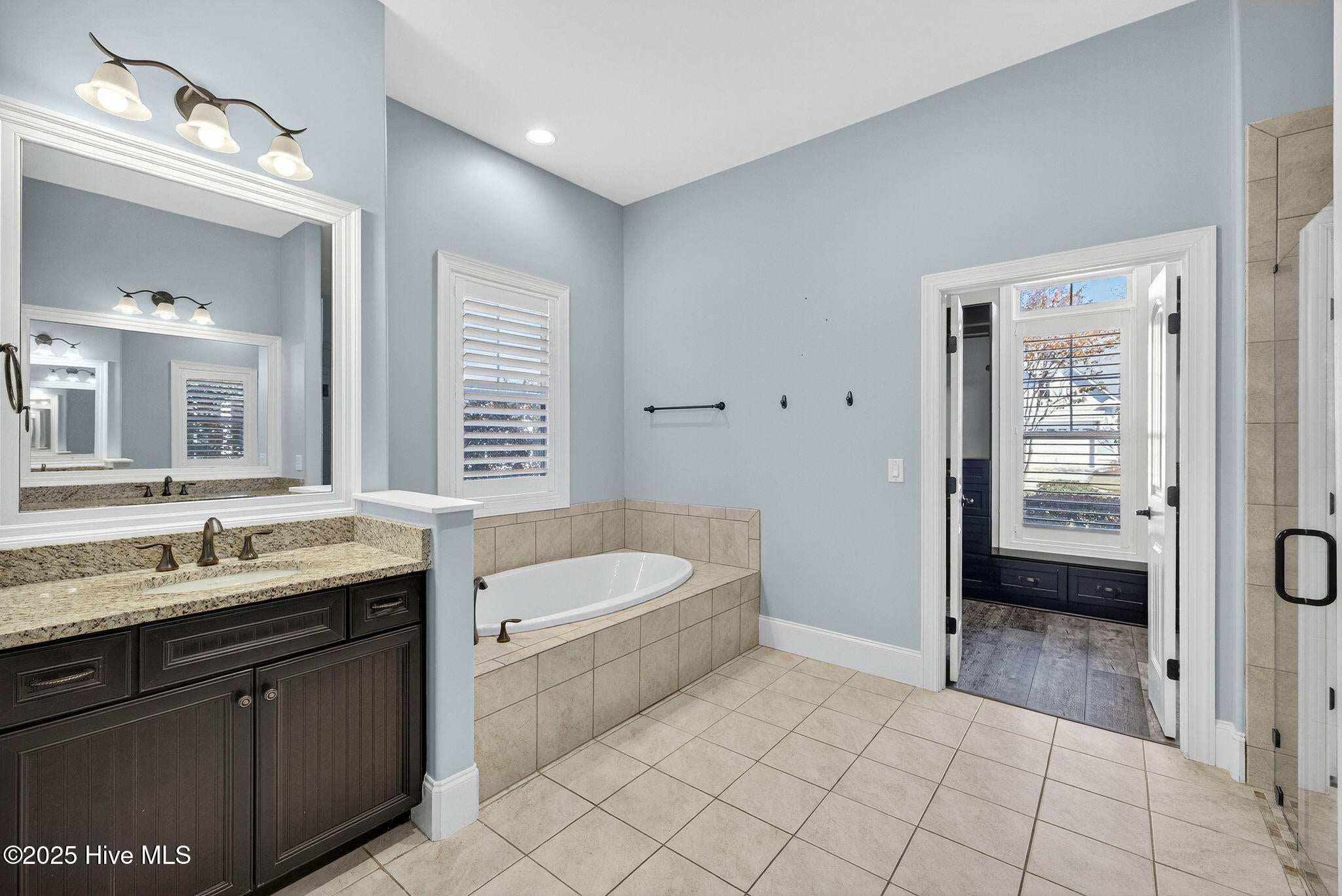 Wilmington, North Carolina, 28409, United States, 4 Bedrooms Bedrooms, ,5 BathroomsBathrooms,Residential,Active,1993650