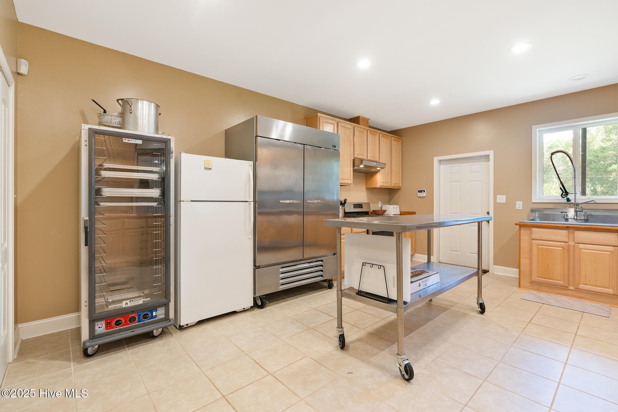 Rockingham, North Carolina, 28379, United States, 2 Bedrooms Bedrooms, ,3 BathroomsBathrooms,Residential,Active,1963276