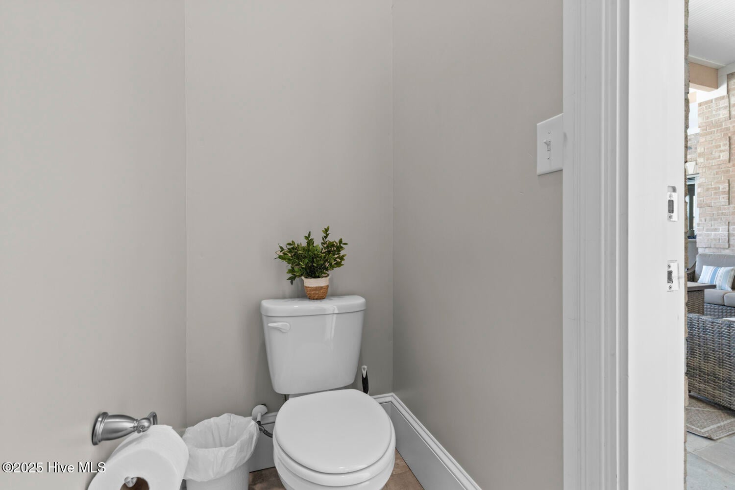 Jacksonville, North Carolina, 28540, United States, 5 Bedrooms Bedrooms, ,6 BathroomsBathrooms,Residential,Active,2006803