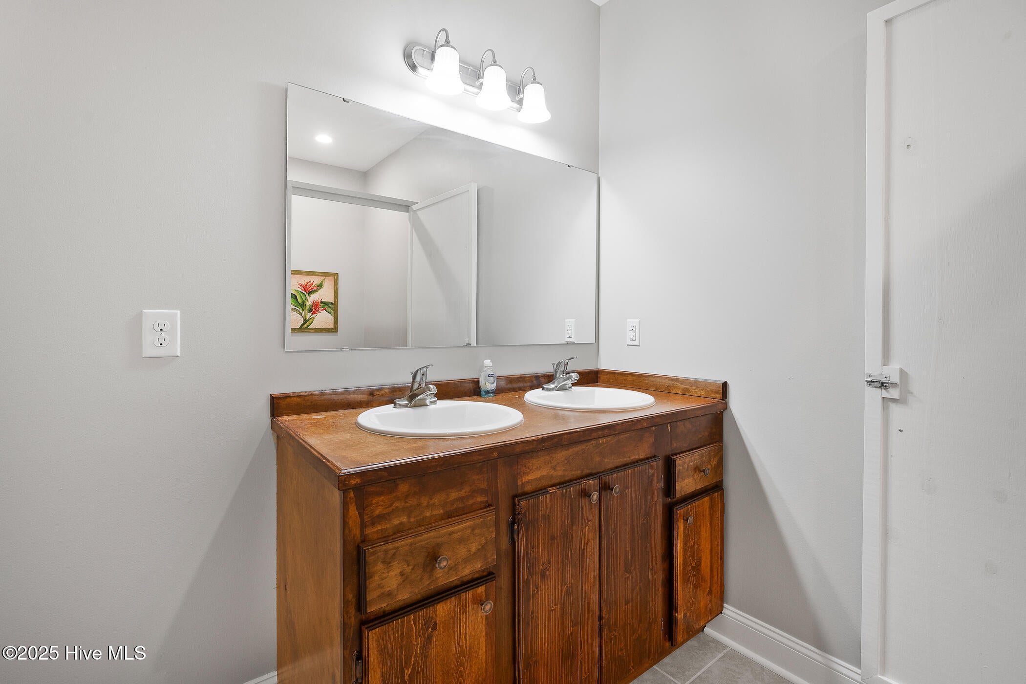 Rockingham, North Carolina, 28379, United States, 2 Bedrooms Bedrooms, ,3 BathroomsBathrooms,Residential,Active,1963276