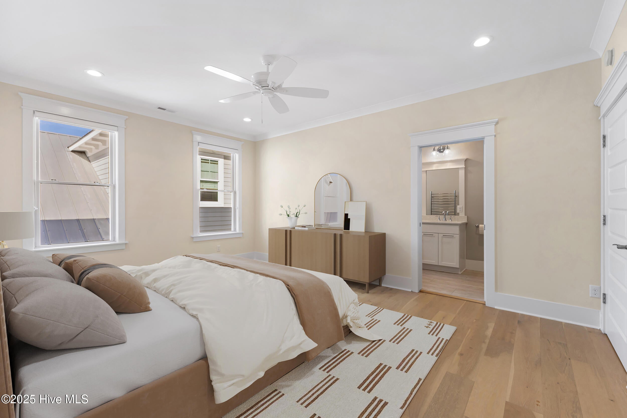 Carolina Beach, North Carolina, 28428, United States, 5 Bedrooms Bedrooms, ,4 BathroomsBathrooms,Residential,Active,1970929