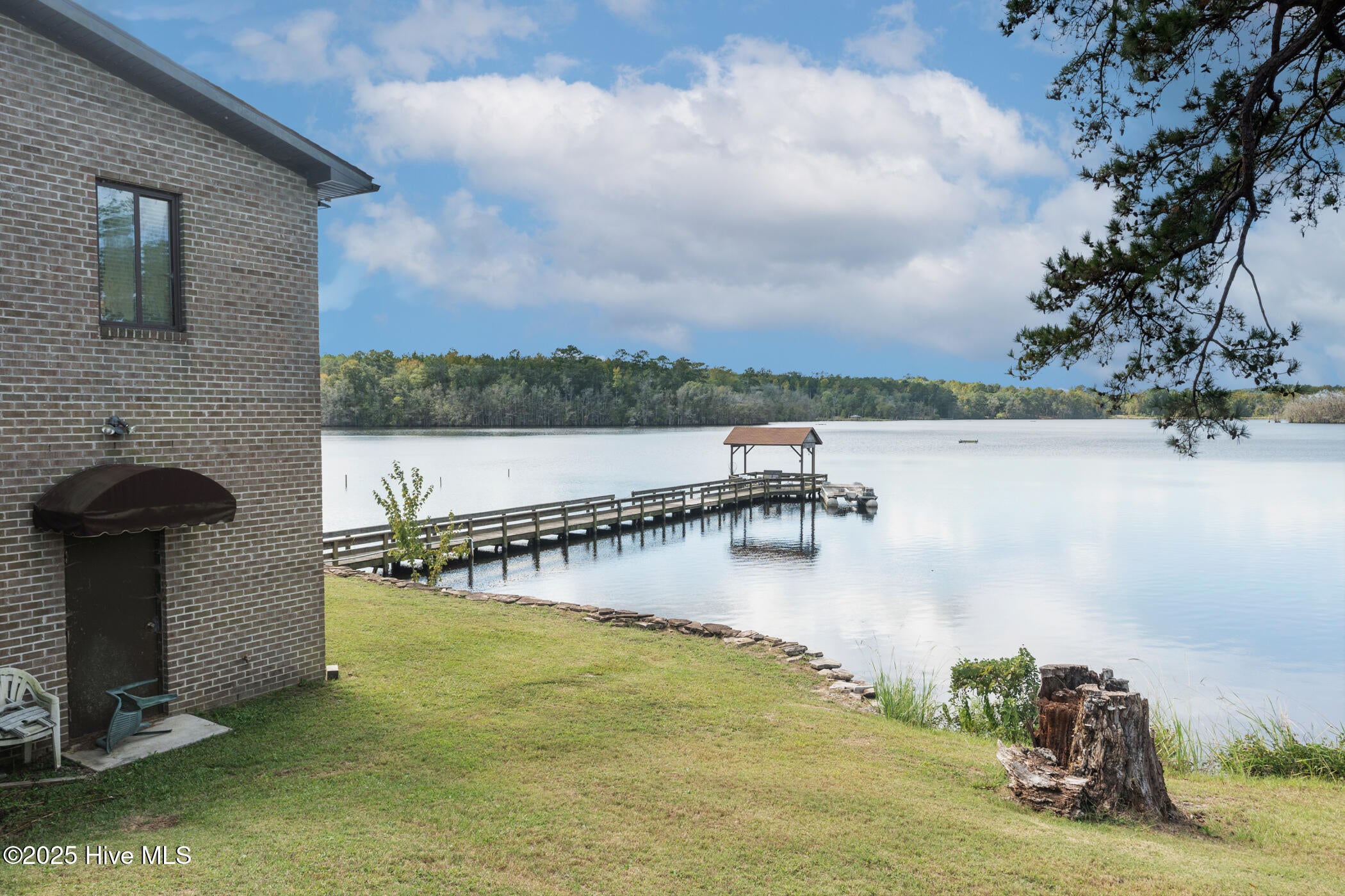 Rockingham, North Carolina, 28379, United States, 2 Bedrooms Bedrooms, ,3 BathroomsBathrooms,Residential,Active,1963276