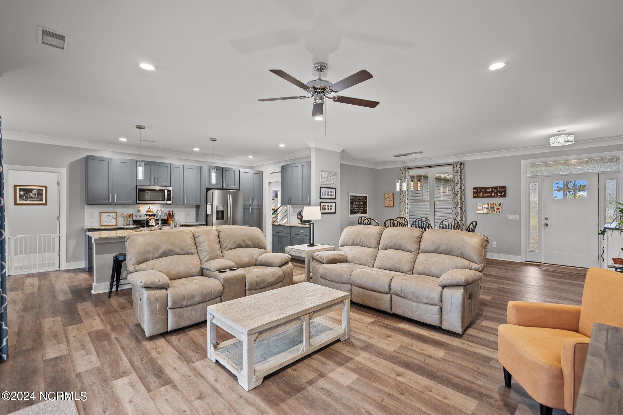 Hampstead, North Carolina, 28443, United States, 3 Bedrooms Bedrooms, ,3 BathroomsBathrooms,Residential,Active,2044607