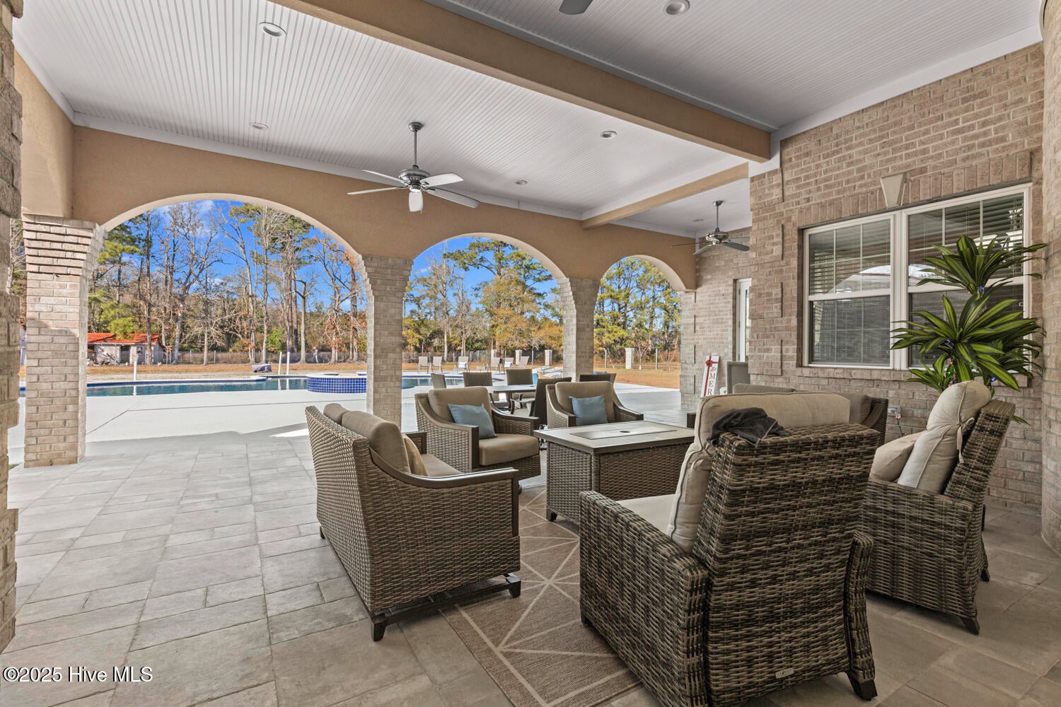 Jacksonville, North Carolina, 28540, United States, 5 Bedrooms Bedrooms, ,6 BathroomsBathrooms,Residential,Active,2006803