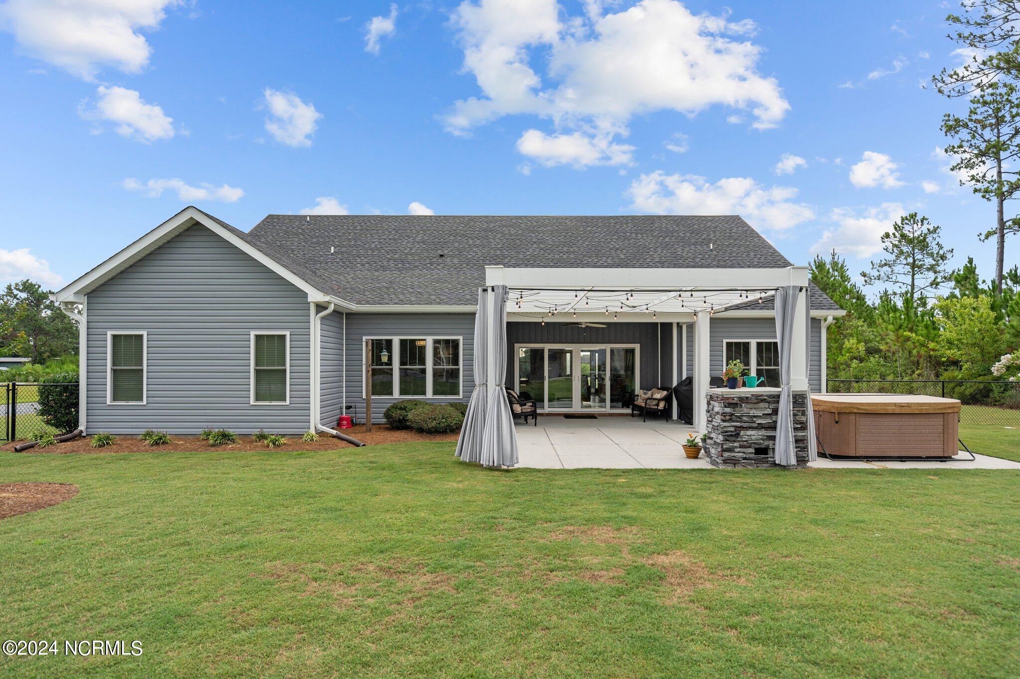 Hampstead, North Carolina, 28443, United States, 3 Bedrooms Bedrooms, ,3 BathroomsBathrooms,Residential,Active,2044607