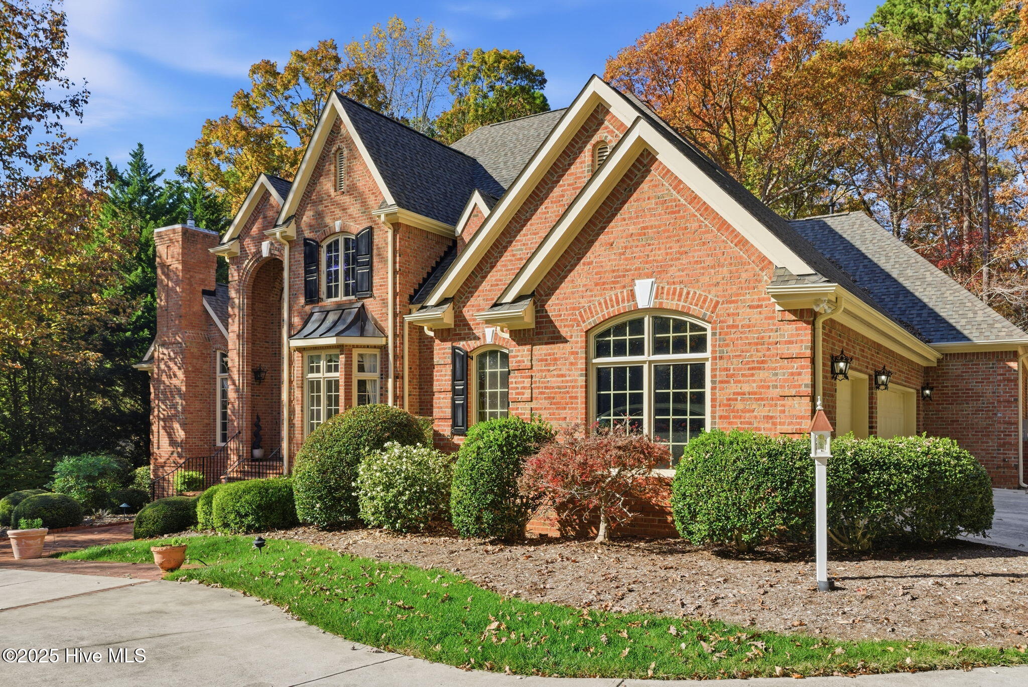 Durham, North Carolina, 27705, United States, 5 Bedrooms Bedrooms, ,5 BathroomsBathrooms,Residential,Active,1997609