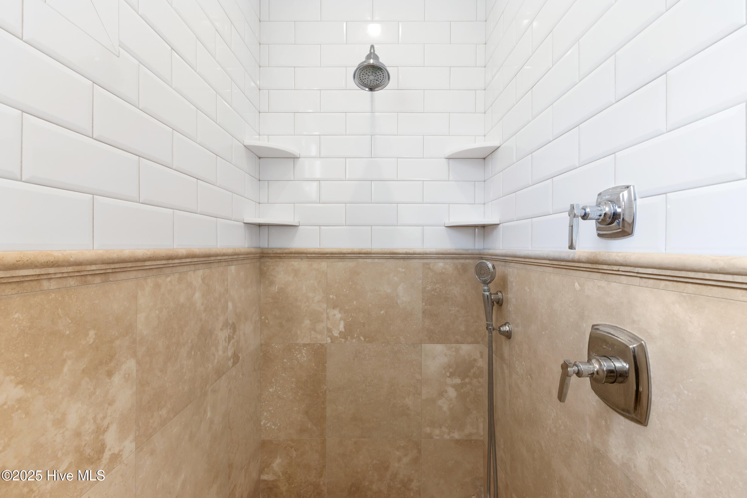 Carolina Beach, North Carolina, 28428, United States, 5 Bedrooms Bedrooms, ,4 BathroomsBathrooms,Residential,Active,1970929