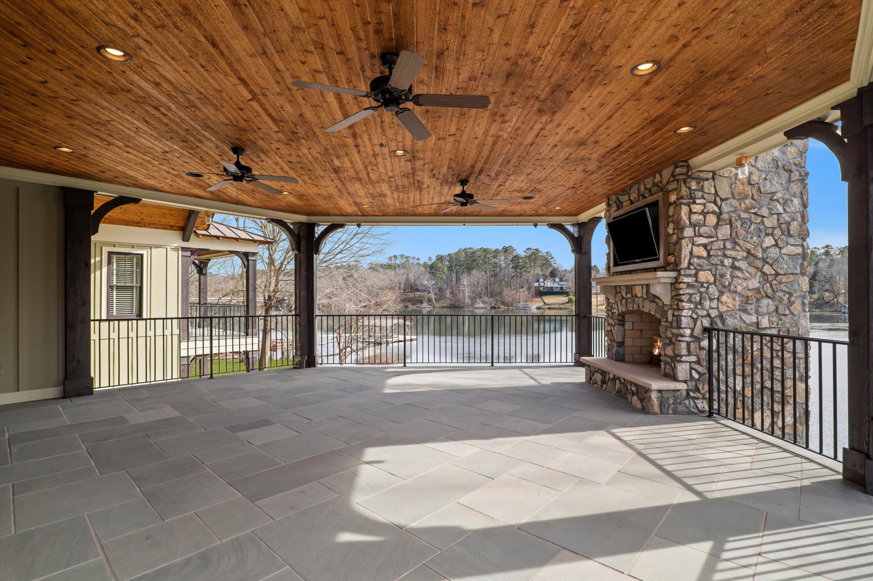 Clarks Hill, South Carolina, 29821, United States, 4 Bedrooms Bedrooms, ,7 BathroomsBathrooms,Residential,Active,2010209