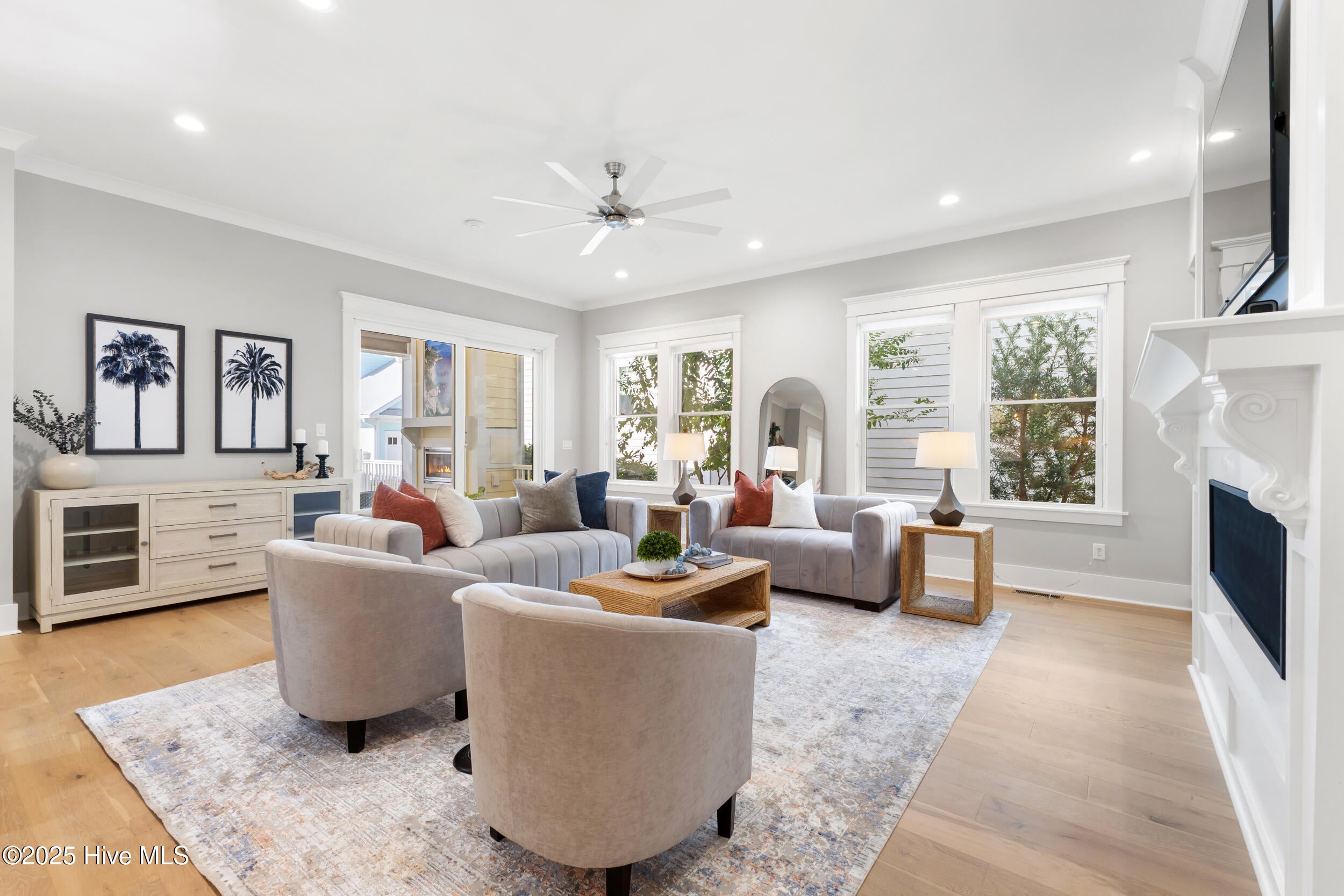 Carolina Beach, North Carolina, 28428, United States, 5 Bedrooms Bedrooms, ,4 BathroomsBathrooms,Residential,Active,1970929