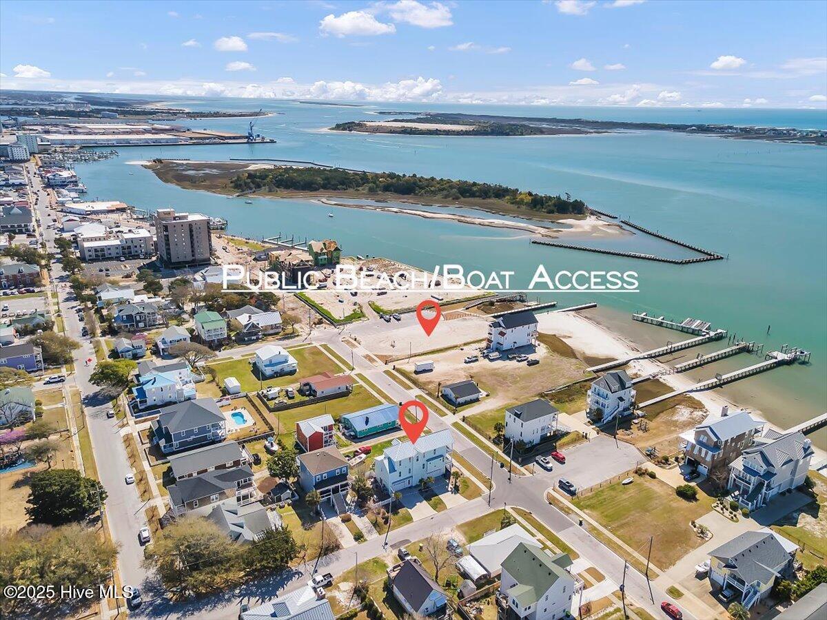 Morehead City, North Carolina, 28557, United States, 3 Bedrooms Bedrooms, ,4 BathroomsBathrooms,Residential,Active,2007117