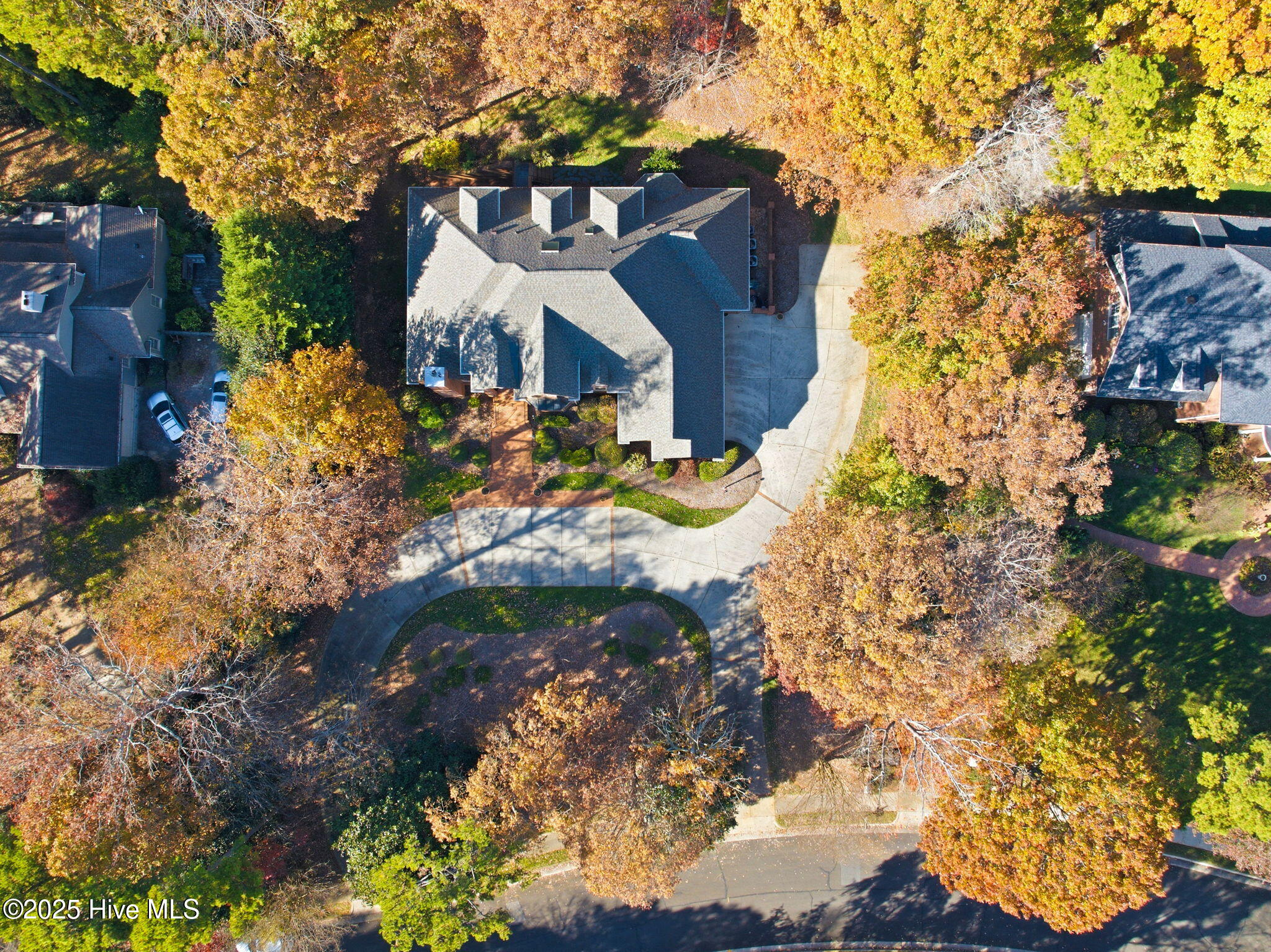 Durham, North Carolina, 27705, United States, 5 Bedrooms Bedrooms, ,5 BathroomsBathrooms,Residential,Active,1997609