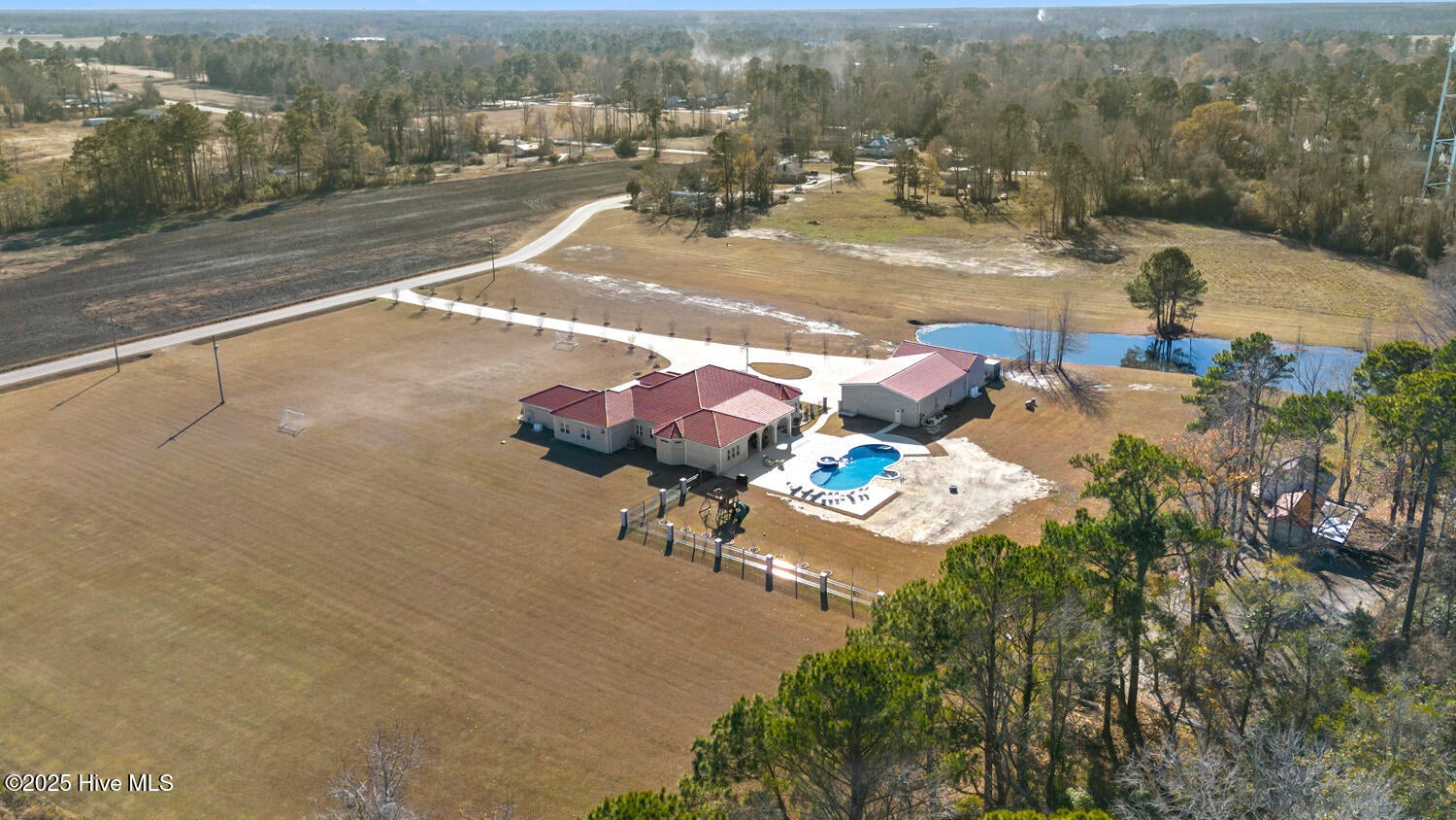 Jacksonville, North Carolina, 28540, United States, 5 Bedrooms Bedrooms, ,6 BathroomsBathrooms,Residential,Active,2006803