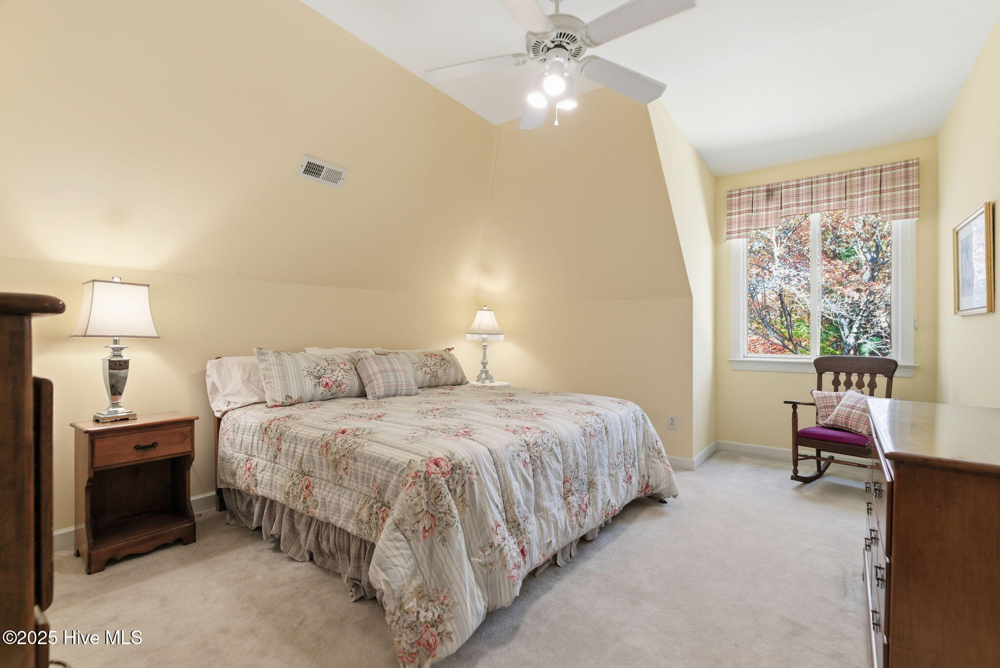 Durham, North Carolina, 27705, United States, 5 Bedrooms Bedrooms, ,5 BathroomsBathrooms,Residential,Active,1997609