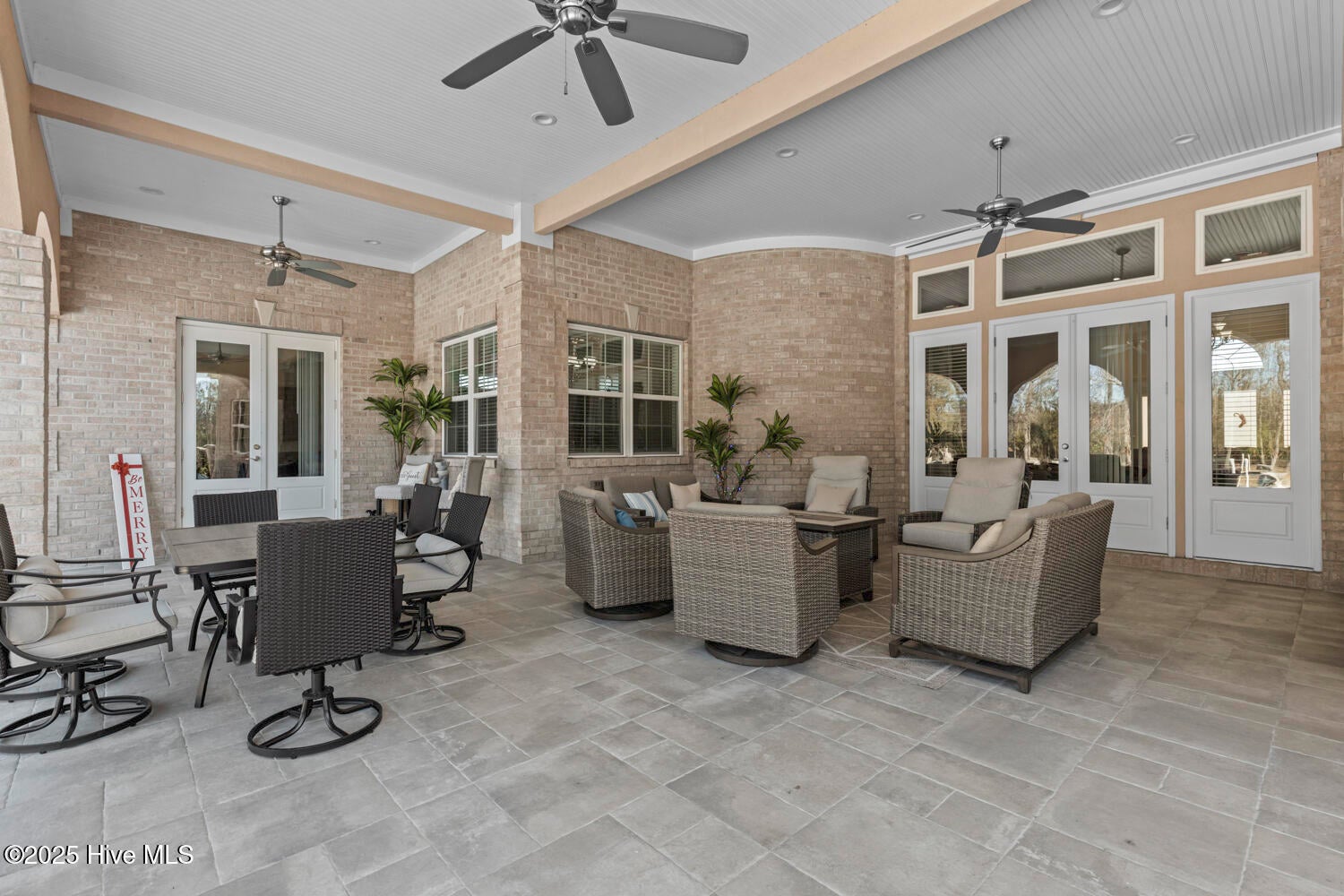 Jacksonville, North Carolina, 28540, United States, 5 Bedrooms Bedrooms, ,6 BathroomsBathrooms,Residential,Active,2006803