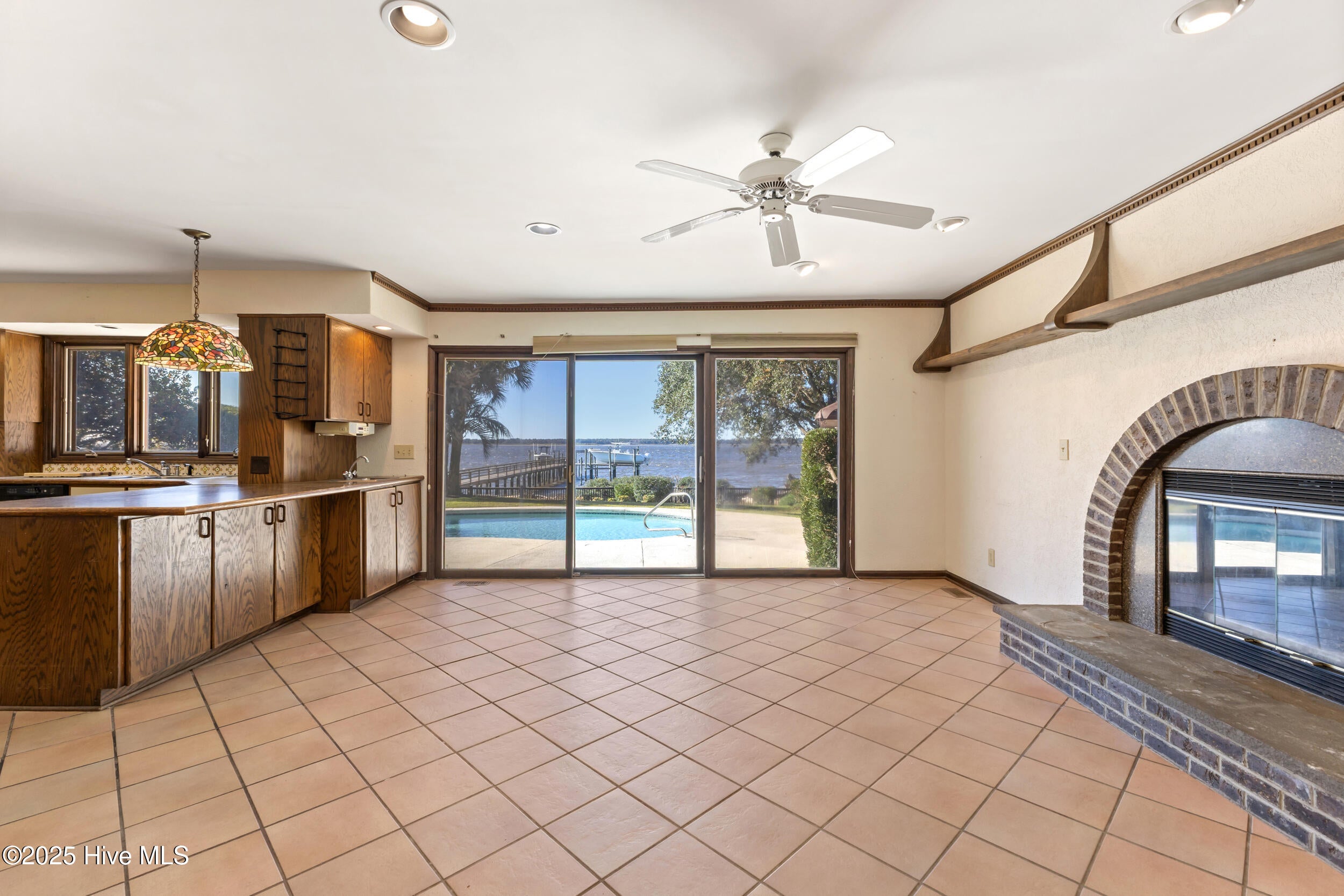 Wilmington, North Carolina, 28412, United States, 4 Bedrooms Bedrooms, ,3 BathroomsBathrooms,Residential,Active,1990605