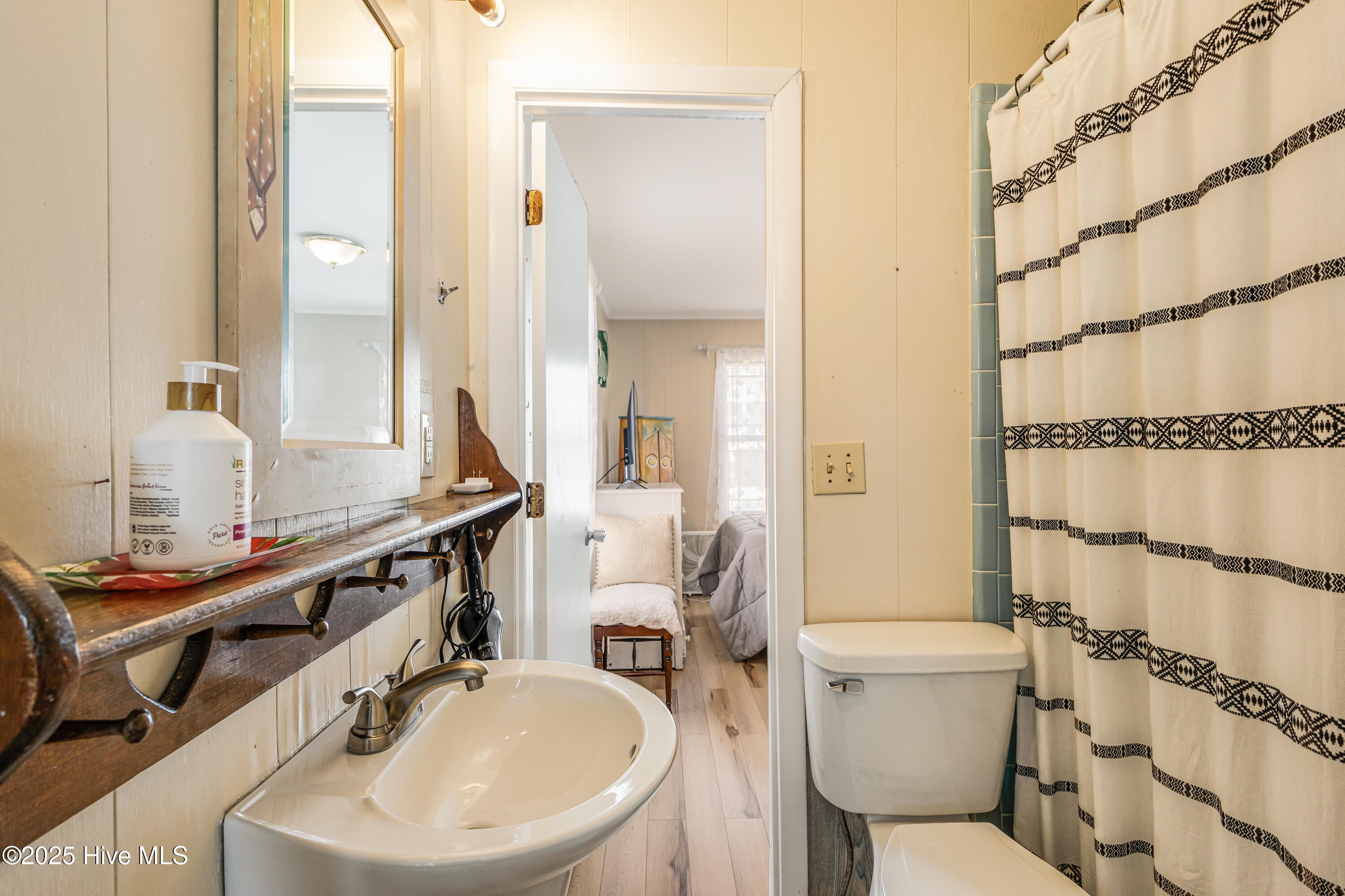 Oak Island, North Carolina, 28465, United States, 4 Bedrooms Bedrooms, ,2 BathroomsBathrooms,Residential,Active,1756948