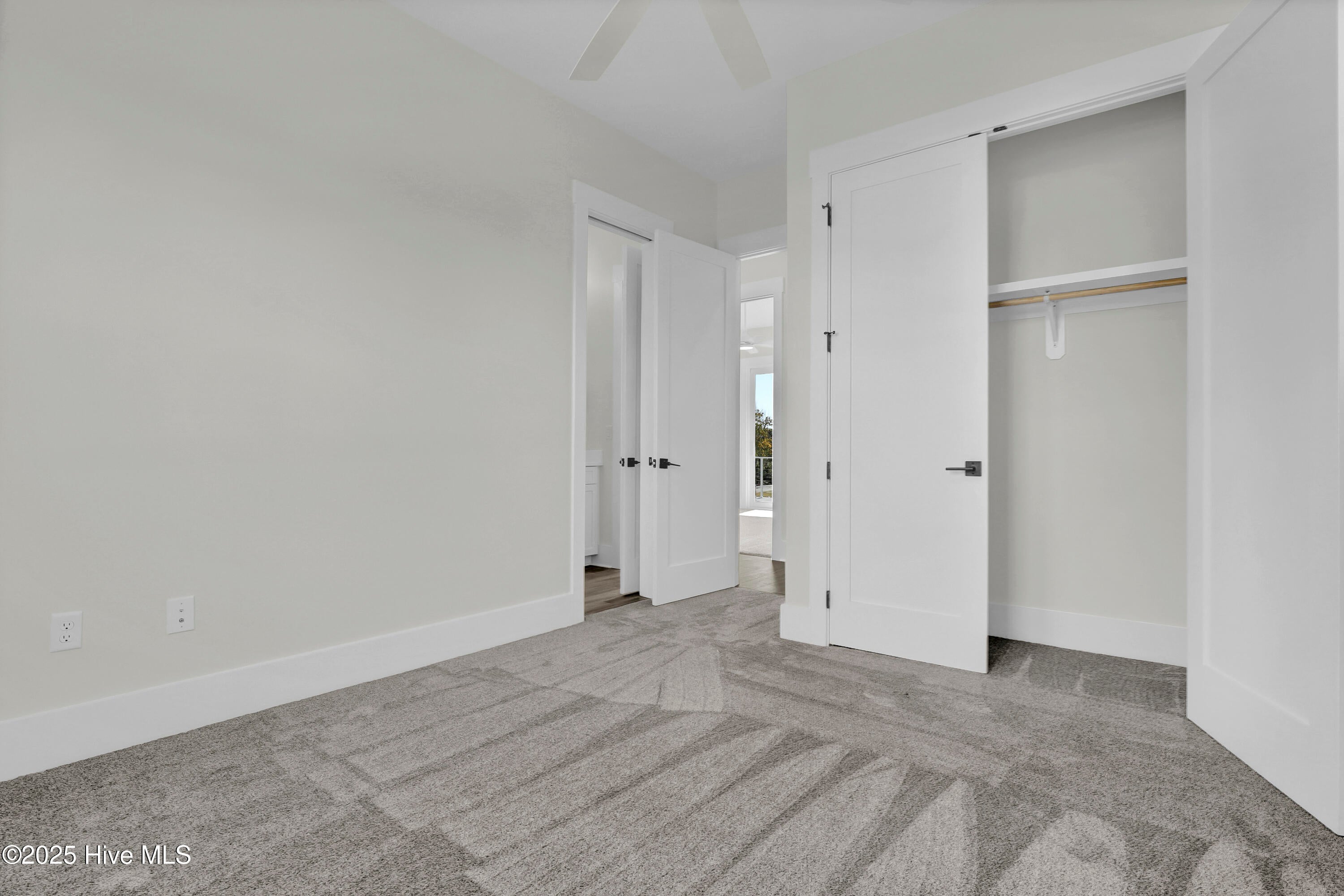 Holly Ridge, North Carolina, 28445, United States, 4 Bedrooms Bedrooms, ,3 BathroomsBathrooms,Residential,Active,1993627