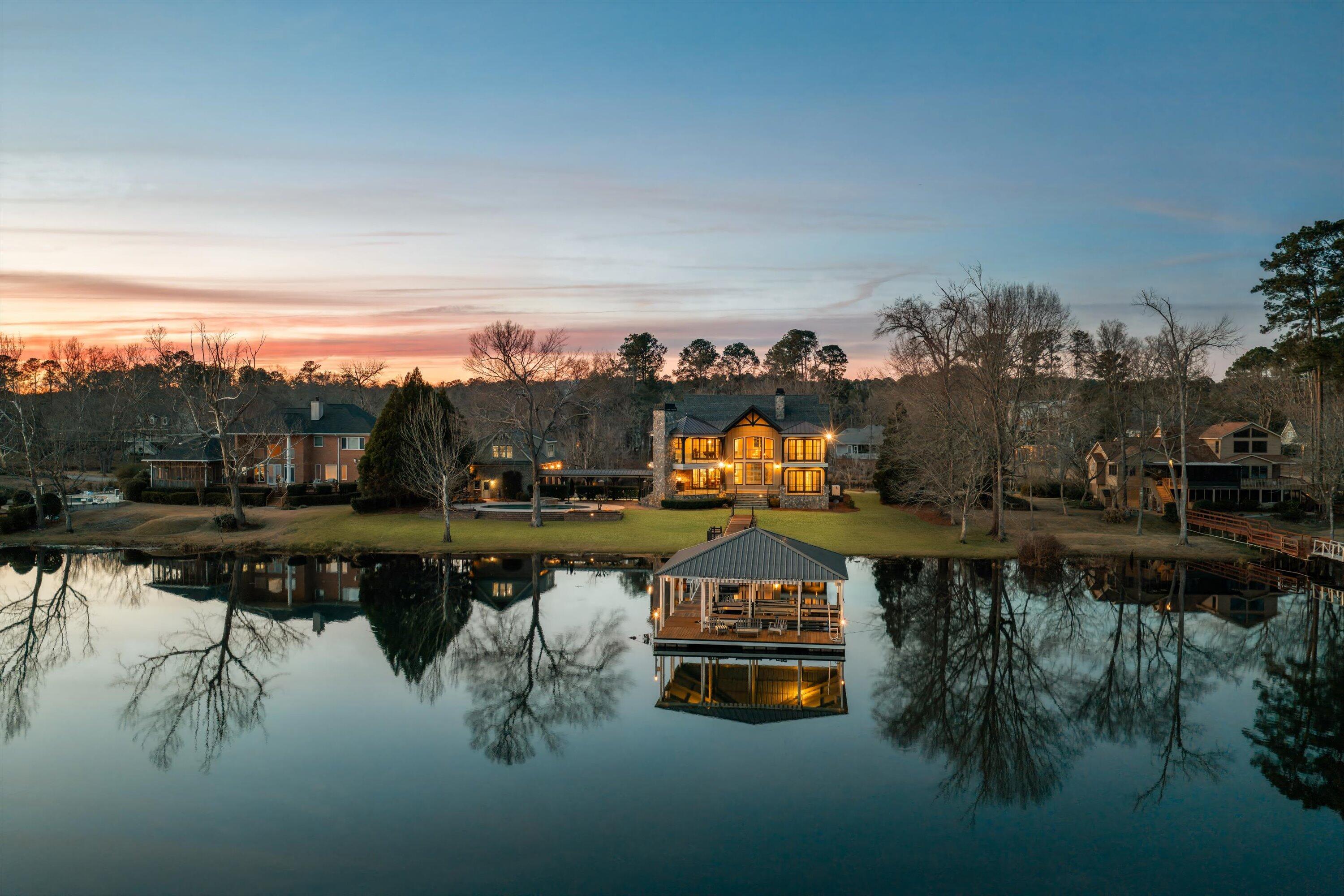Clarks Hill, South Carolina, 29821, United States, 4 Bedrooms Bedrooms, ,7 BathroomsBathrooms,Residential,Active,2010209