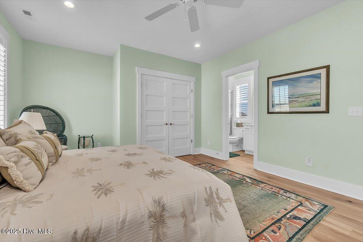 Morehead City, North Carolina, 28557, United States, 3 Bedrooms Bedrooms, ,4 BathroomsBathrooms,Residential,Active,2007117