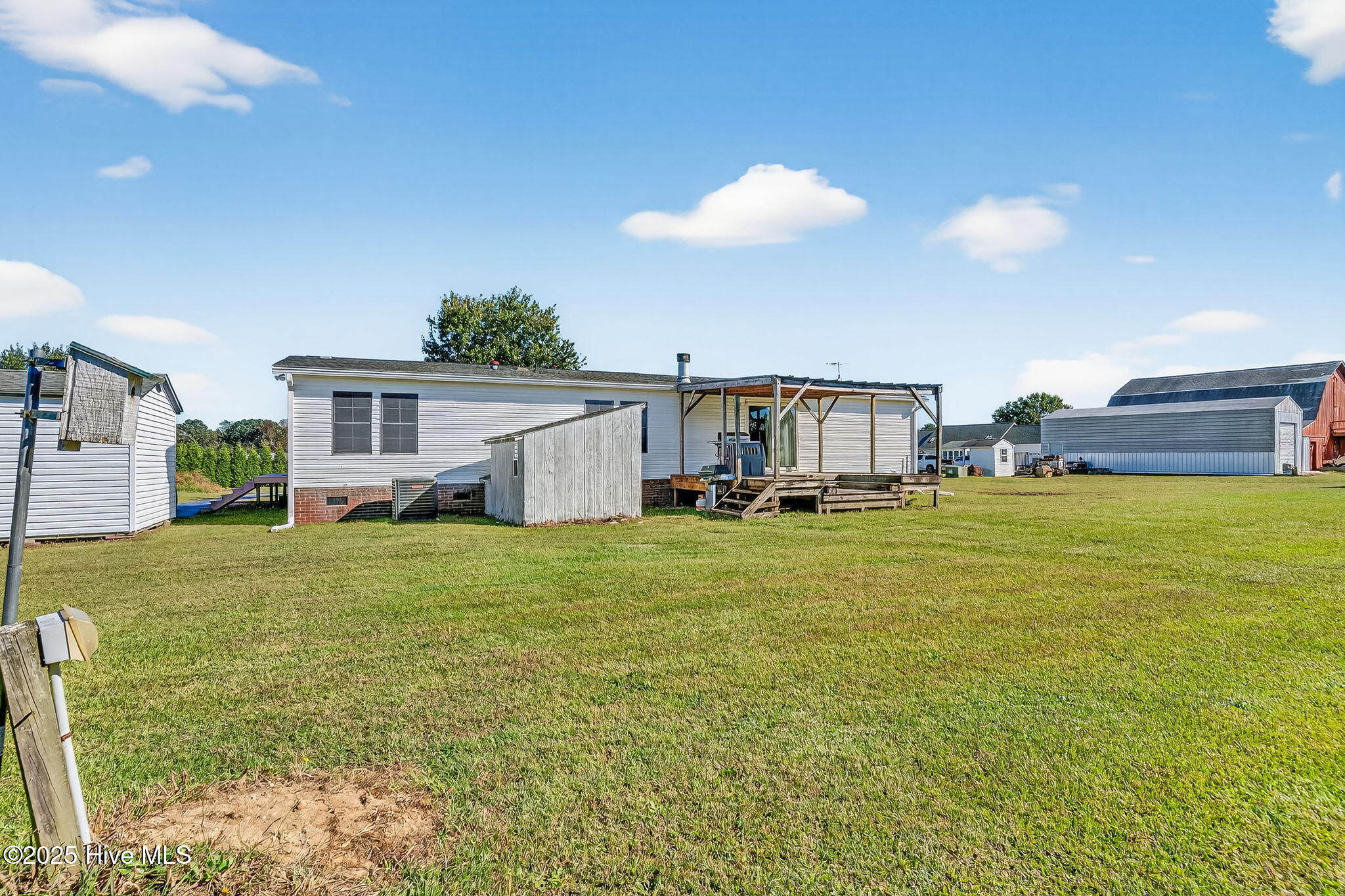 Benson, North Carolina, 27504, United States, 3 Bedrooms Bedrooms, ,3 BathroomsBathrooms,Residential,Active,1972180