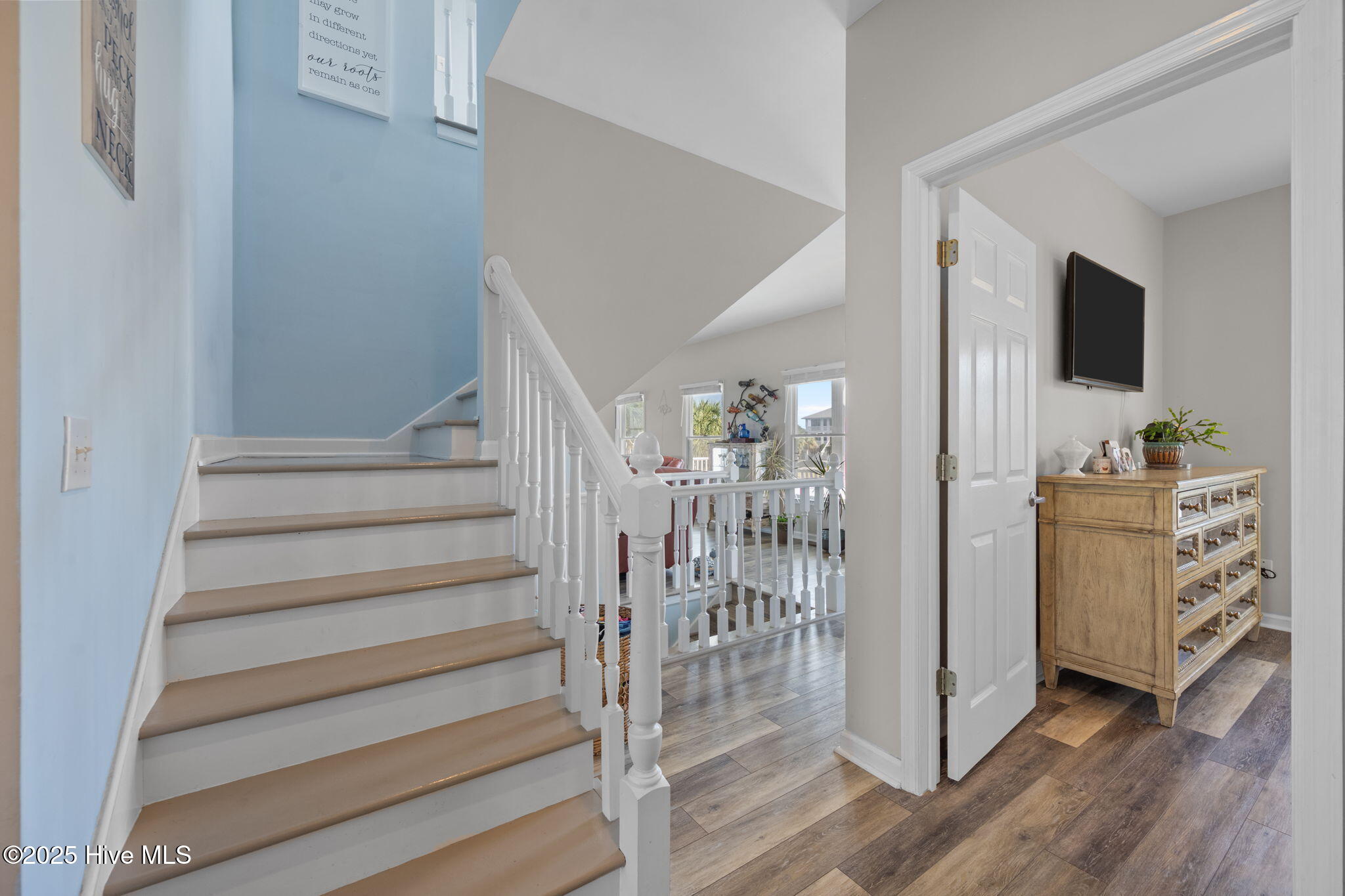 North Topsail Beach, North Carolina, 28460, United States, 3 Bedrooms Bedrooms, ,3 BathroomsBathrooms,Residential,Active,1988708