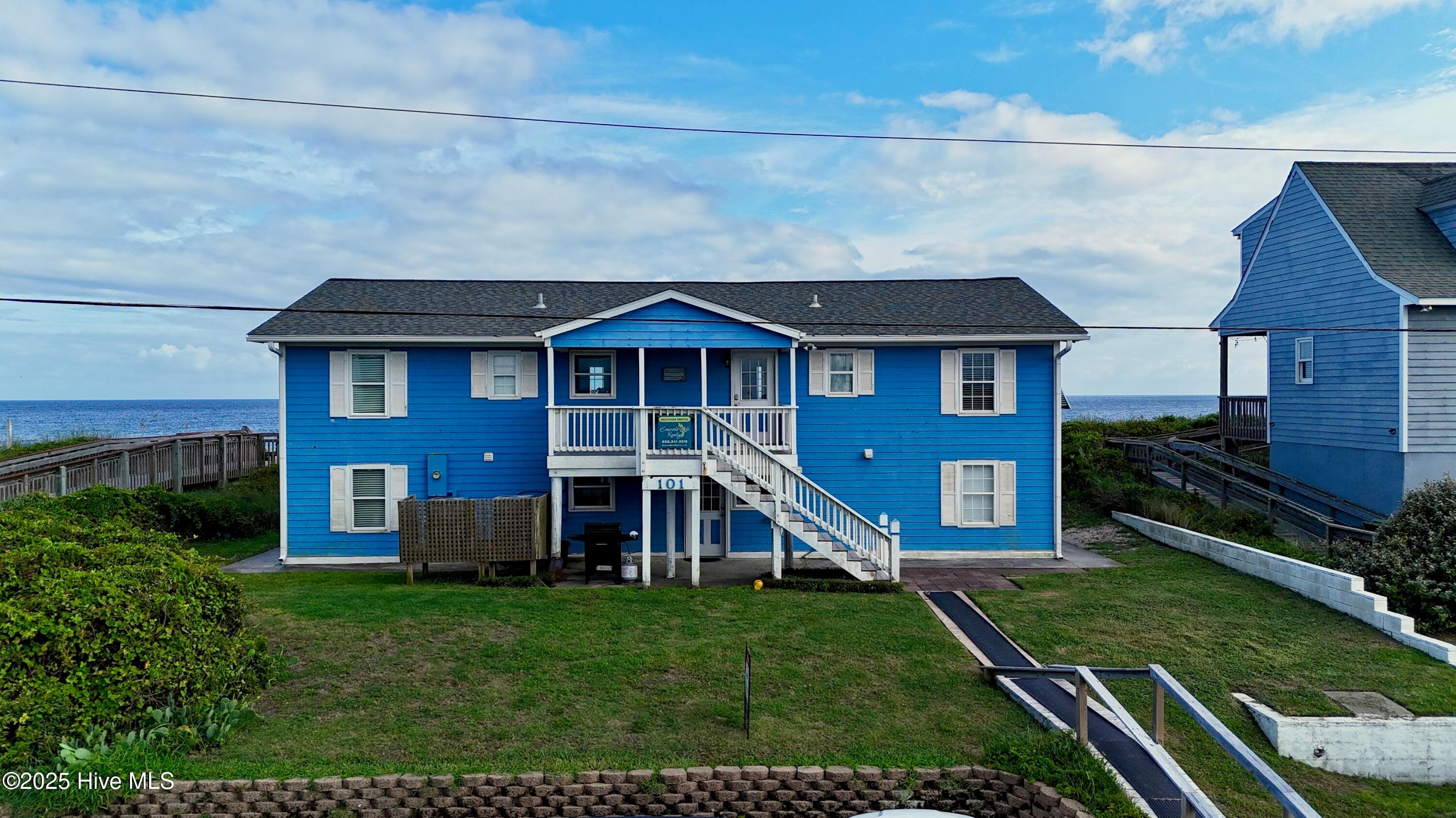 Emerald Isle, North Carolina, 28594, United States, 7 Bedrooms Bedrooms, ,4 BathroomsBathrooms,Residential,Active,1993661