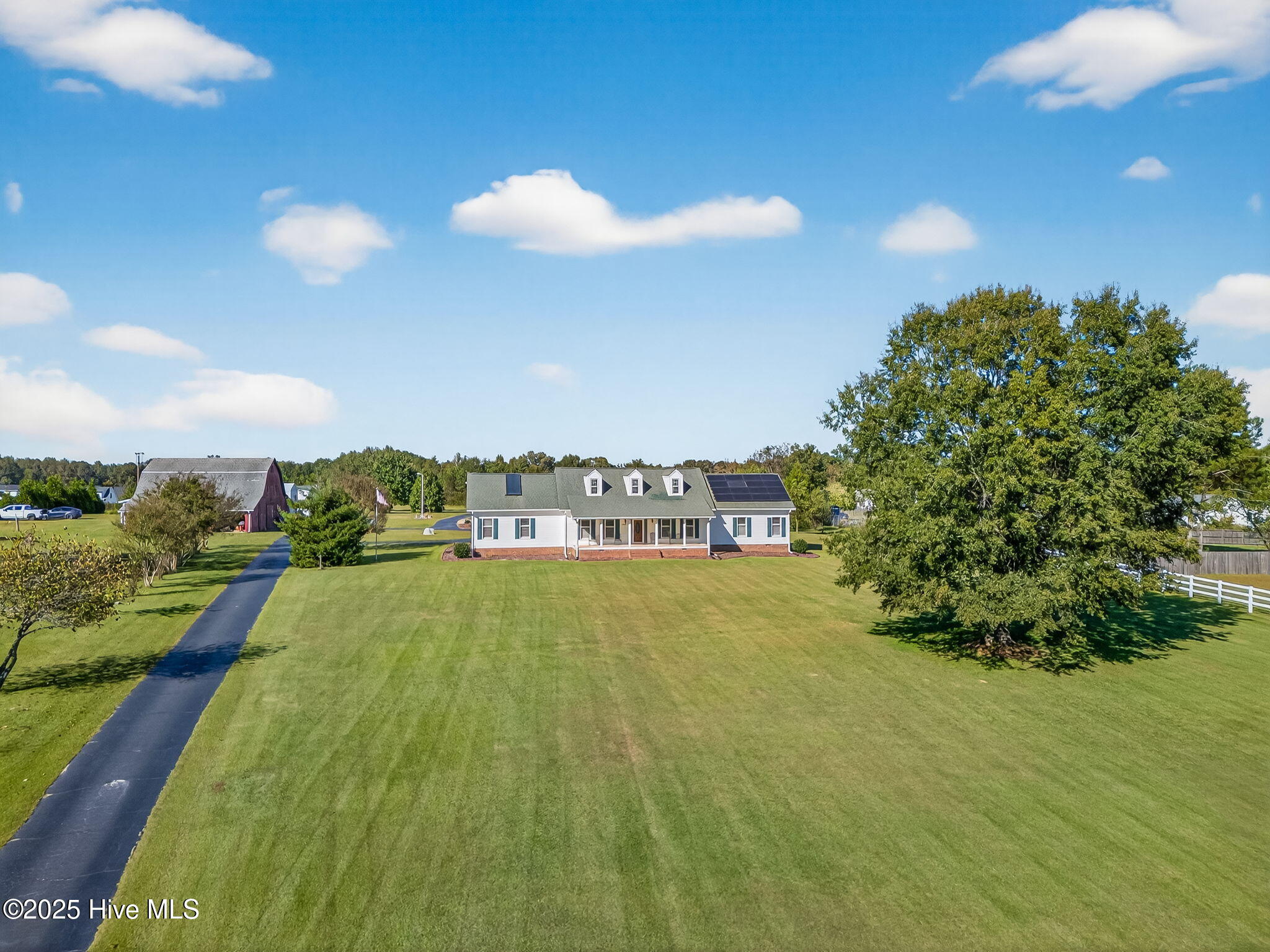 Benson, North Carolina, 27504, United States, 3 Bedrooms Bedrooms, ,3 BathroomsBathrooms,Residential,Active,1972180