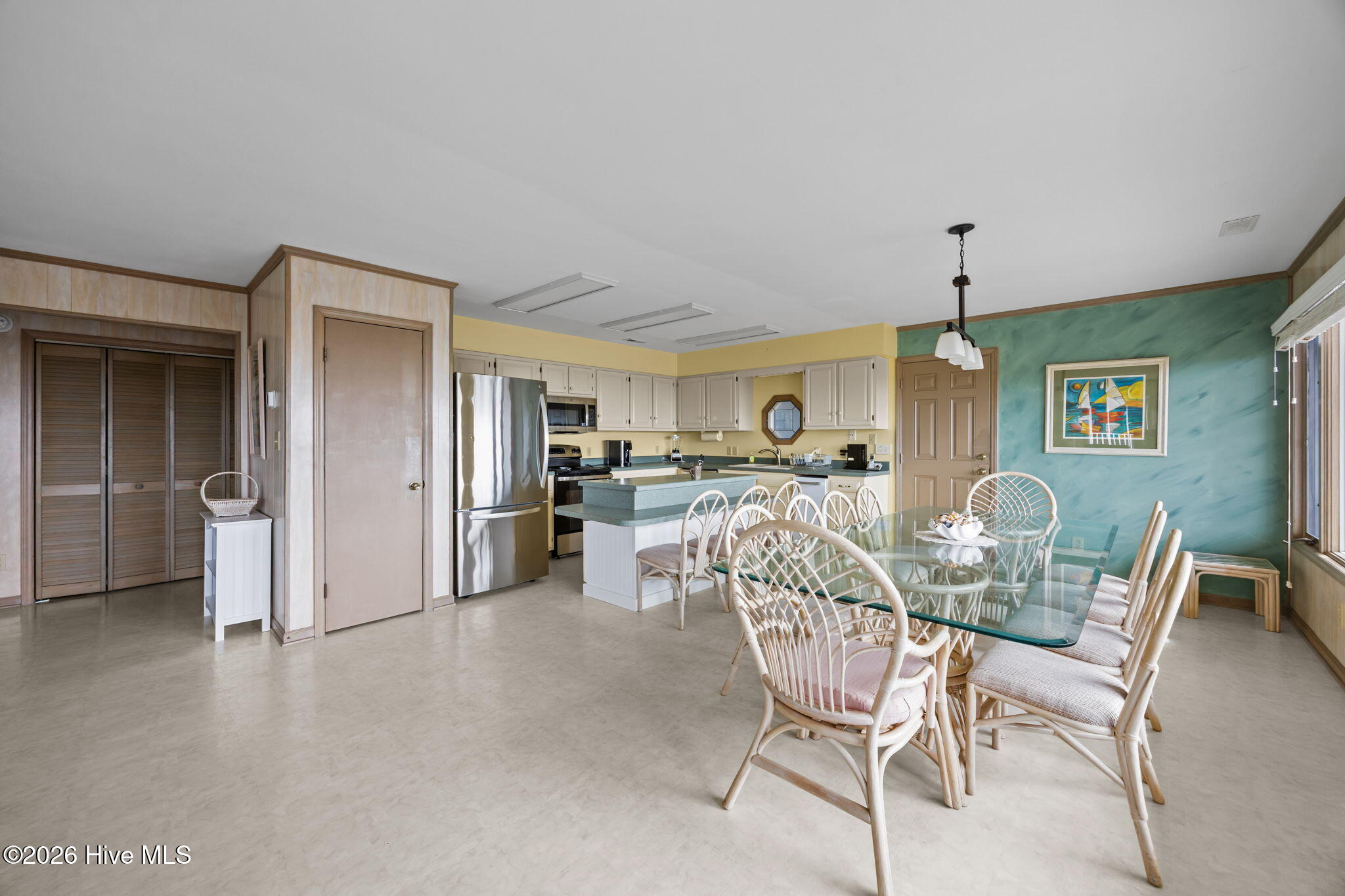 Holden Beach, North Carolina, 28462, United States, 6 Bedrooms Bedrooms, ,5 BathroomsBathrooms,Residential,Active,2017518