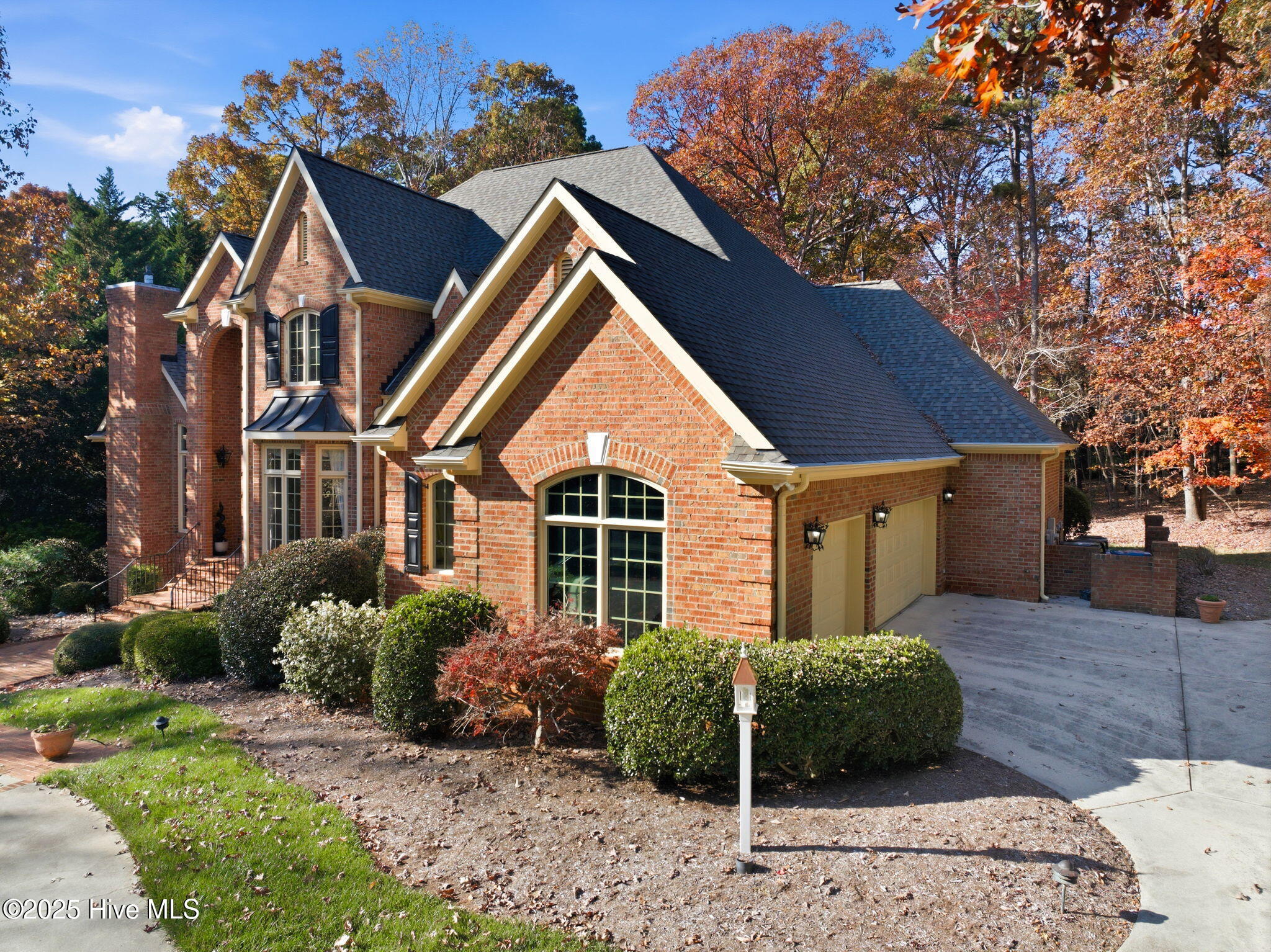 Durham, North Carolina, 27705, United States, 5 Bedrooms Bedrooms, ,5 BathroomsBathrooms,Residential,Active,1997609