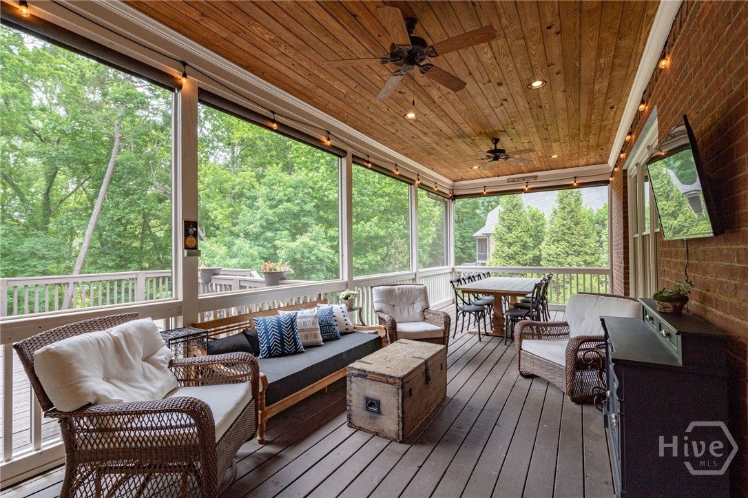 Statham, Georgia, 30666, United States, 6 Bedrooms Bedrooms, ,8 BathroomsBathrooms,Residential,Active,2051977