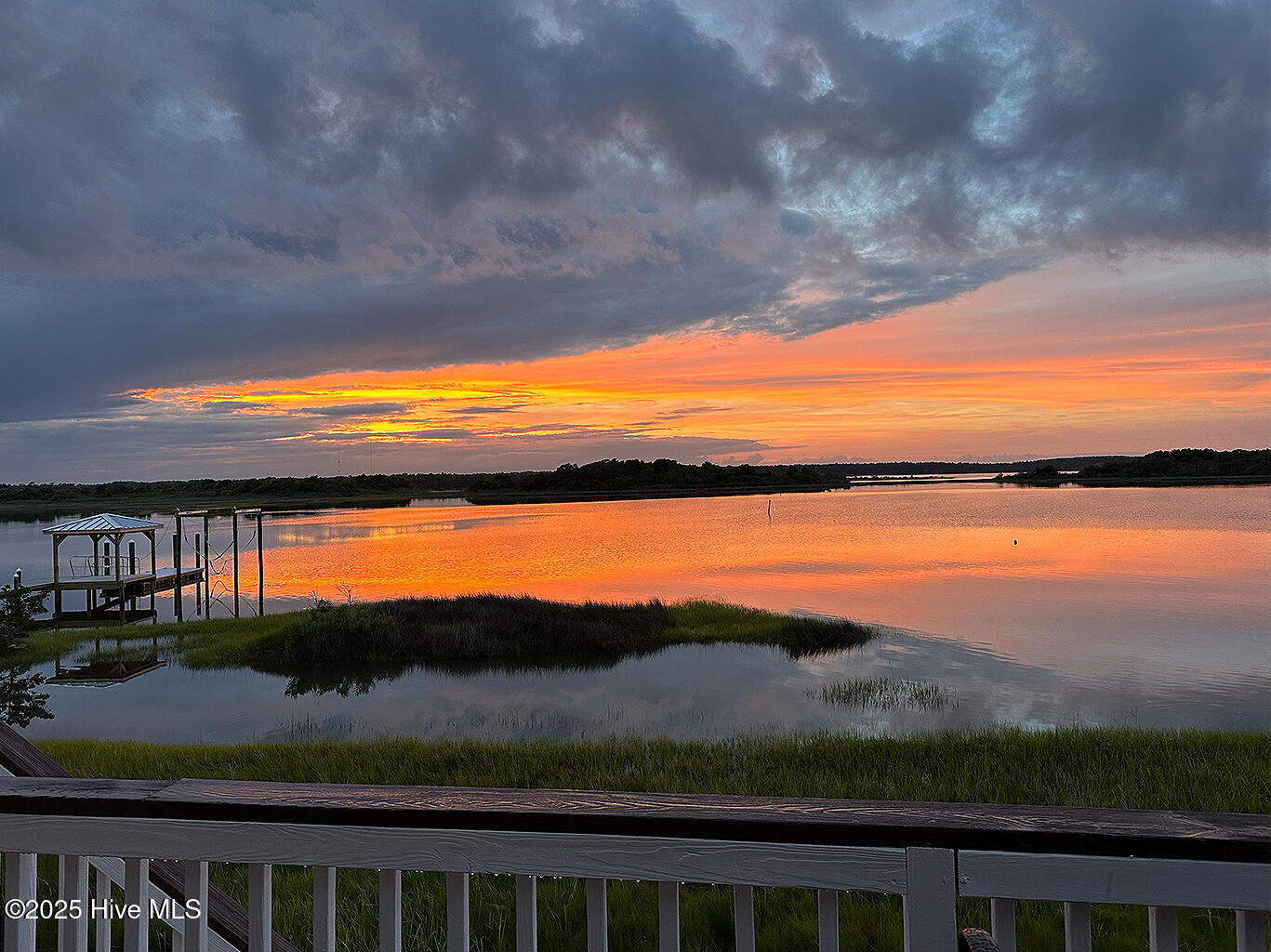 North Topsail Beach, North Carolina, 28460, United States, 3 Bedrooms Bedrooms, ,3 BathroomsBathrooms,Residential,Active,1988708