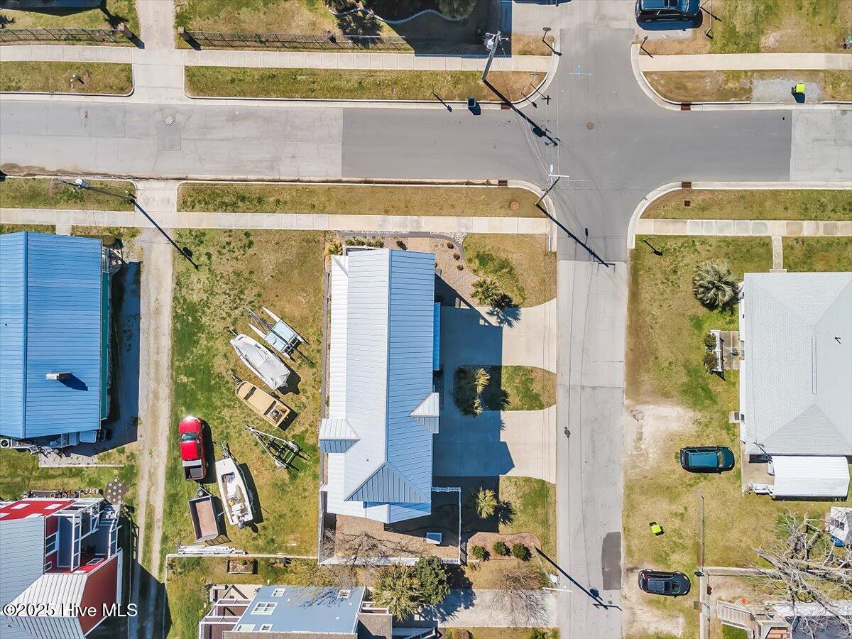 Morehead City, North Carolina, 28557, United States, 3 Bedrooms Bedrooms, ,4 BathroomsBathrooms,Residential,Active,2007117