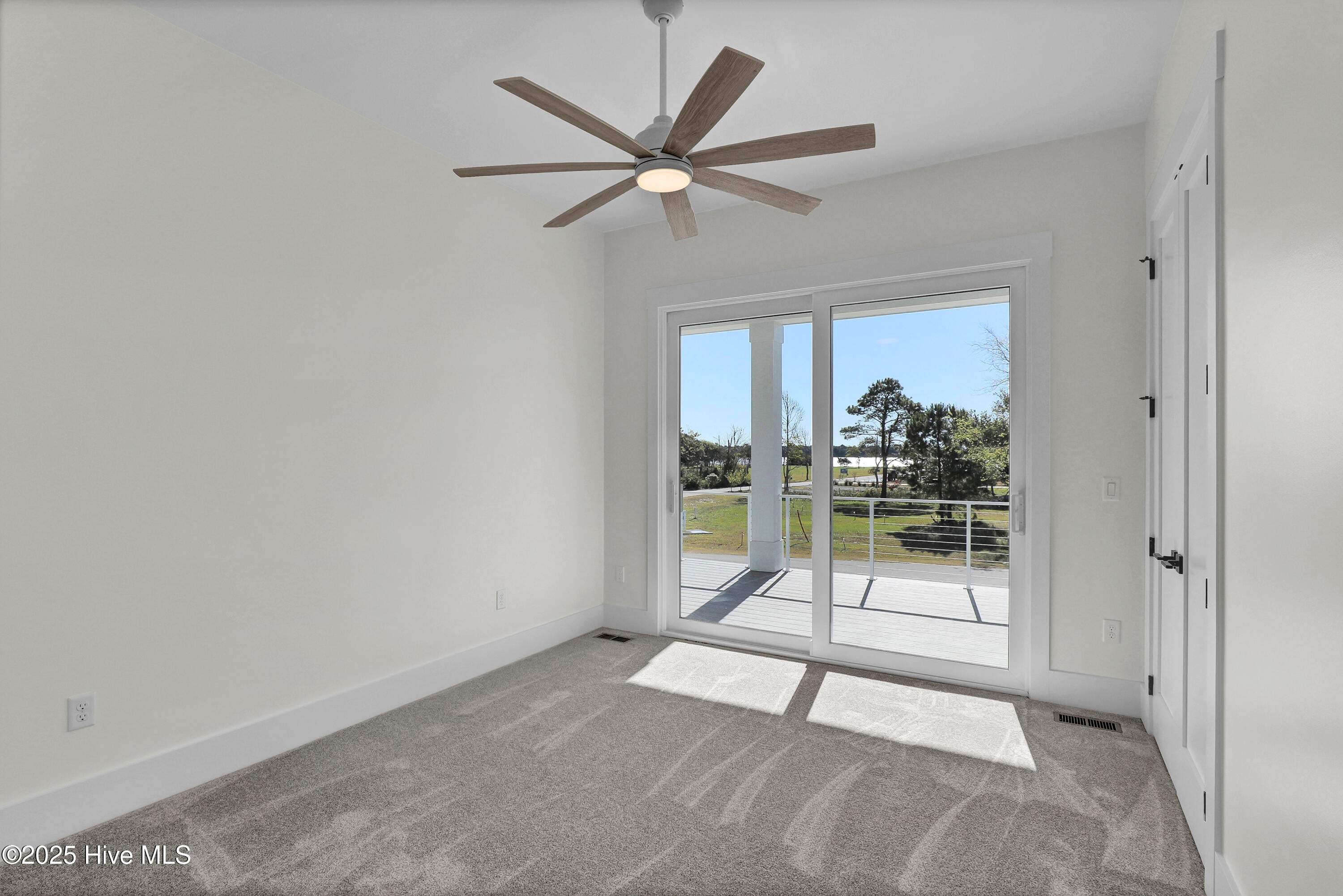 Holly Ridge, North Carolina, 28445, United States, 4 Bedrooms Bedrooms, ,3 BathroomsBathrooms,Residential,Active,1993627